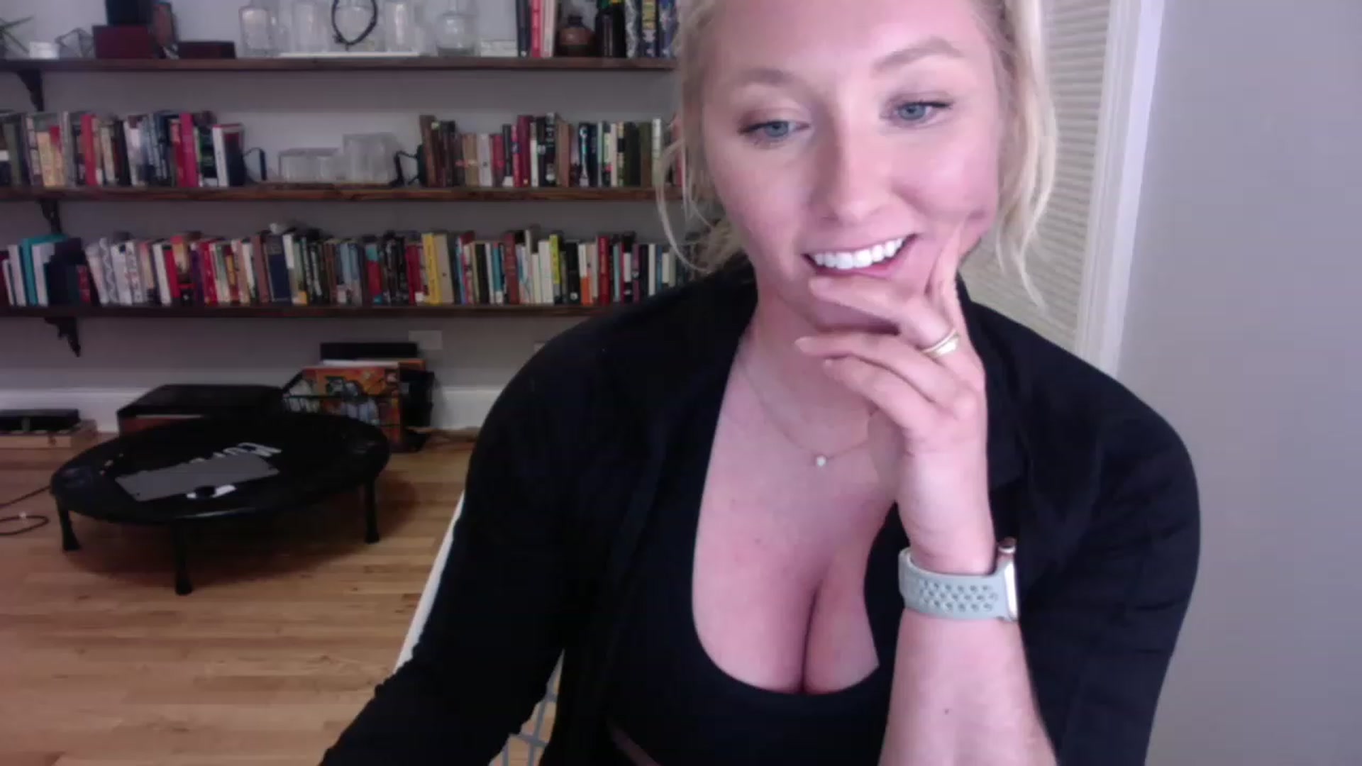 Gallery image thumbnail from BendyBlonde1's myfreecams stream on, 01/04/2023, 06:44 image 17 of 20