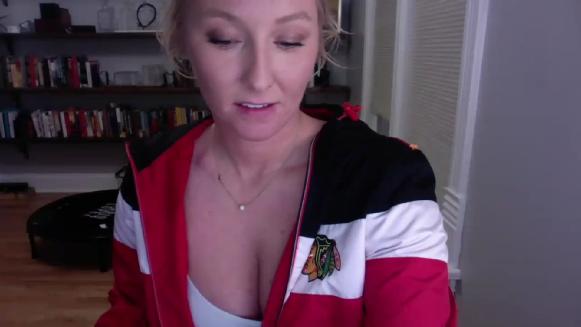 Gallery image thumbnail from BendyBlonde1's myfreecams stream on, 01/05/2023, 04:34 image 10 of 20
