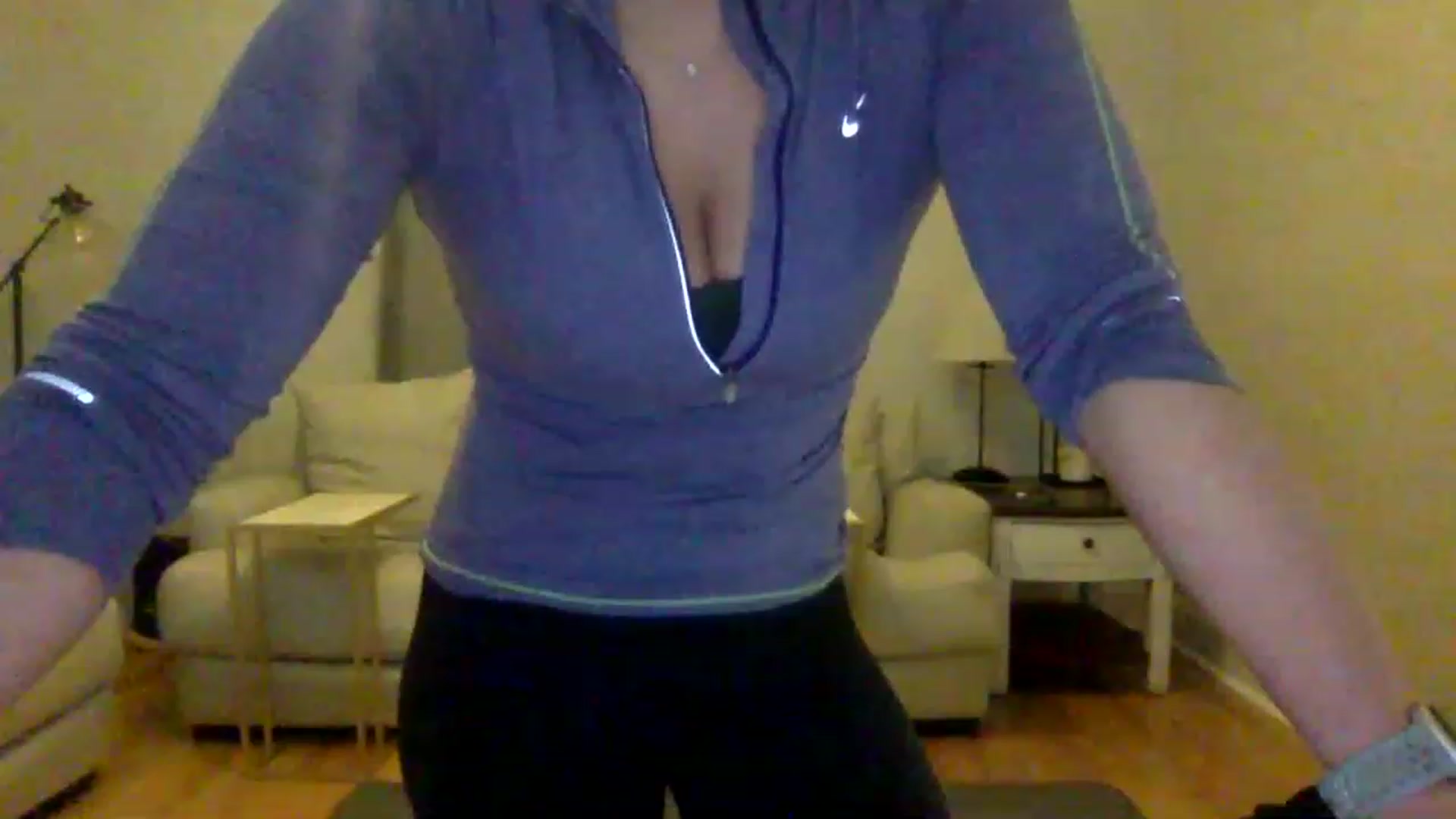 Gallery image thumbnail from BendyBlonde1's myfreecams stream on, 01/06/2023, 24:04 image 13 of 20