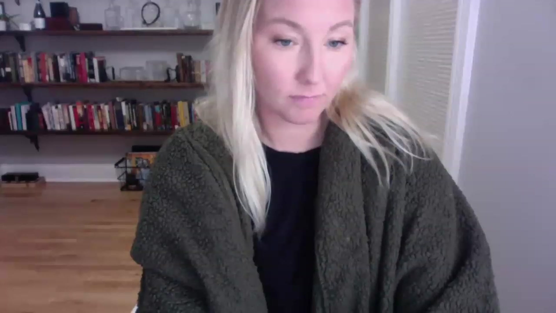 Gallery image thumbnail from BendyBlonde1's myfreecams stream on, 01/10/2023, 01:19 image 12 of 20