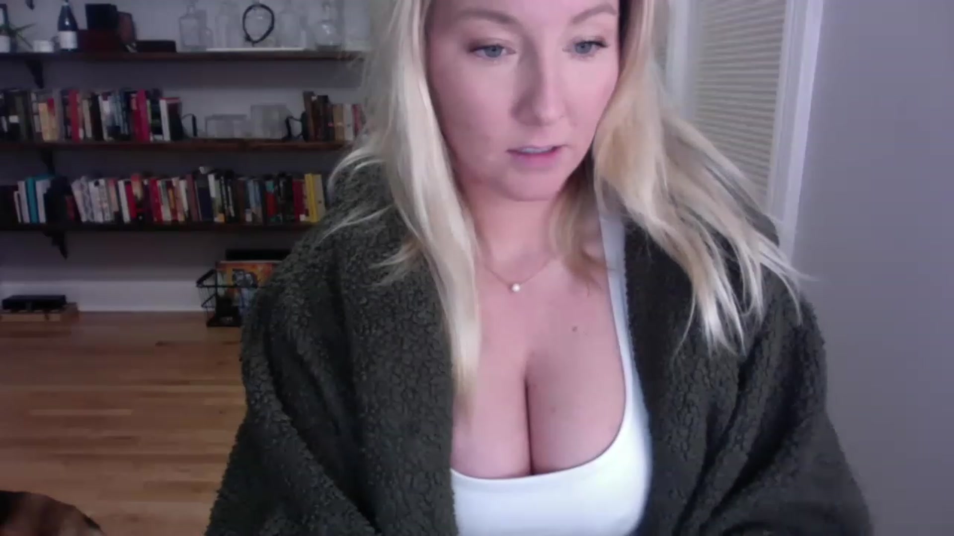 Gallery image thumbnail from BendyBlonde1's myfreecams stream on, 01/10/2023, 01:19 image 19 of 20