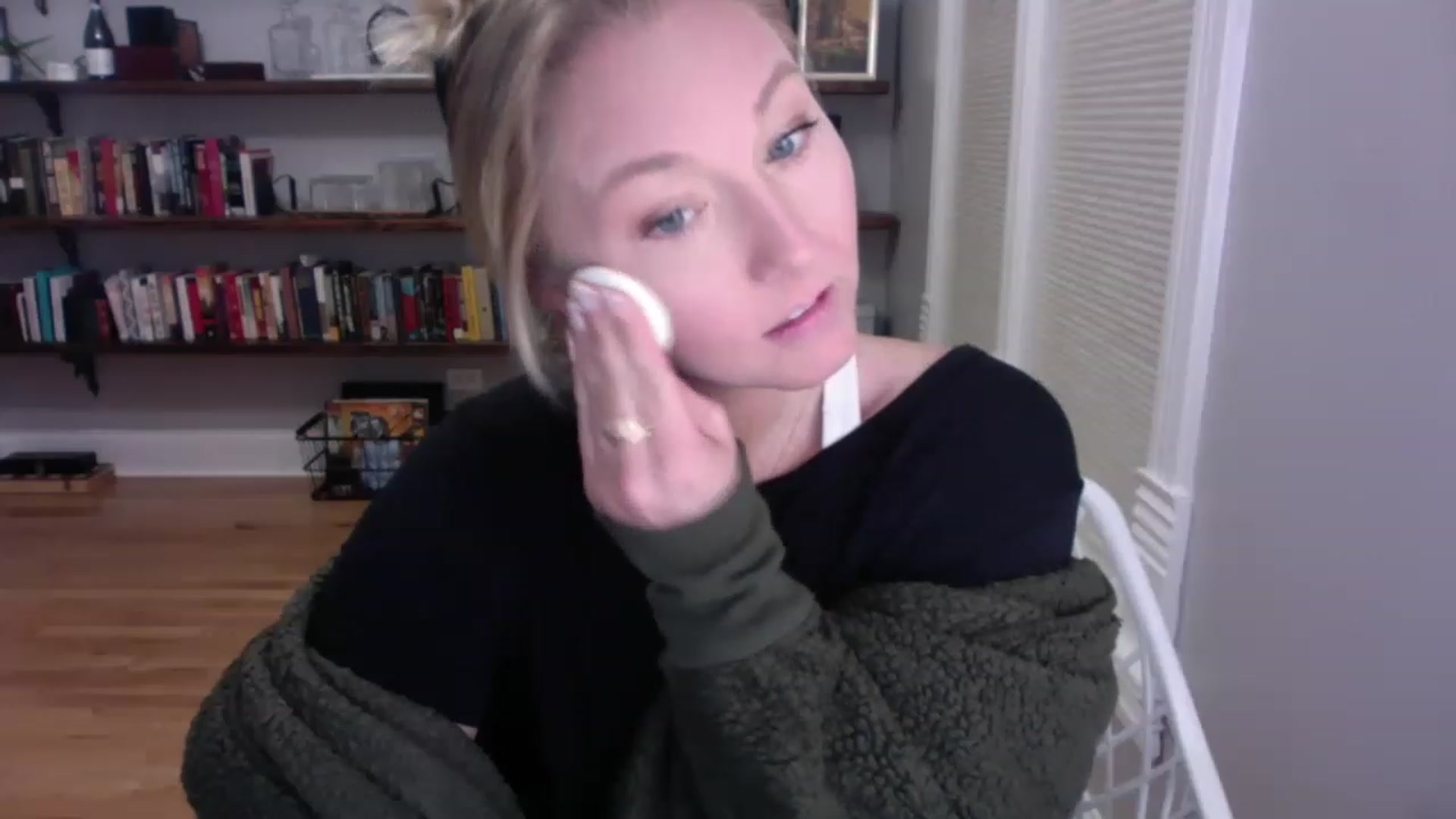 Gallery image thumbnail from BendyBlonde1's myfreecams stream on, 01/10/2023, 01:19 image 5 of 20