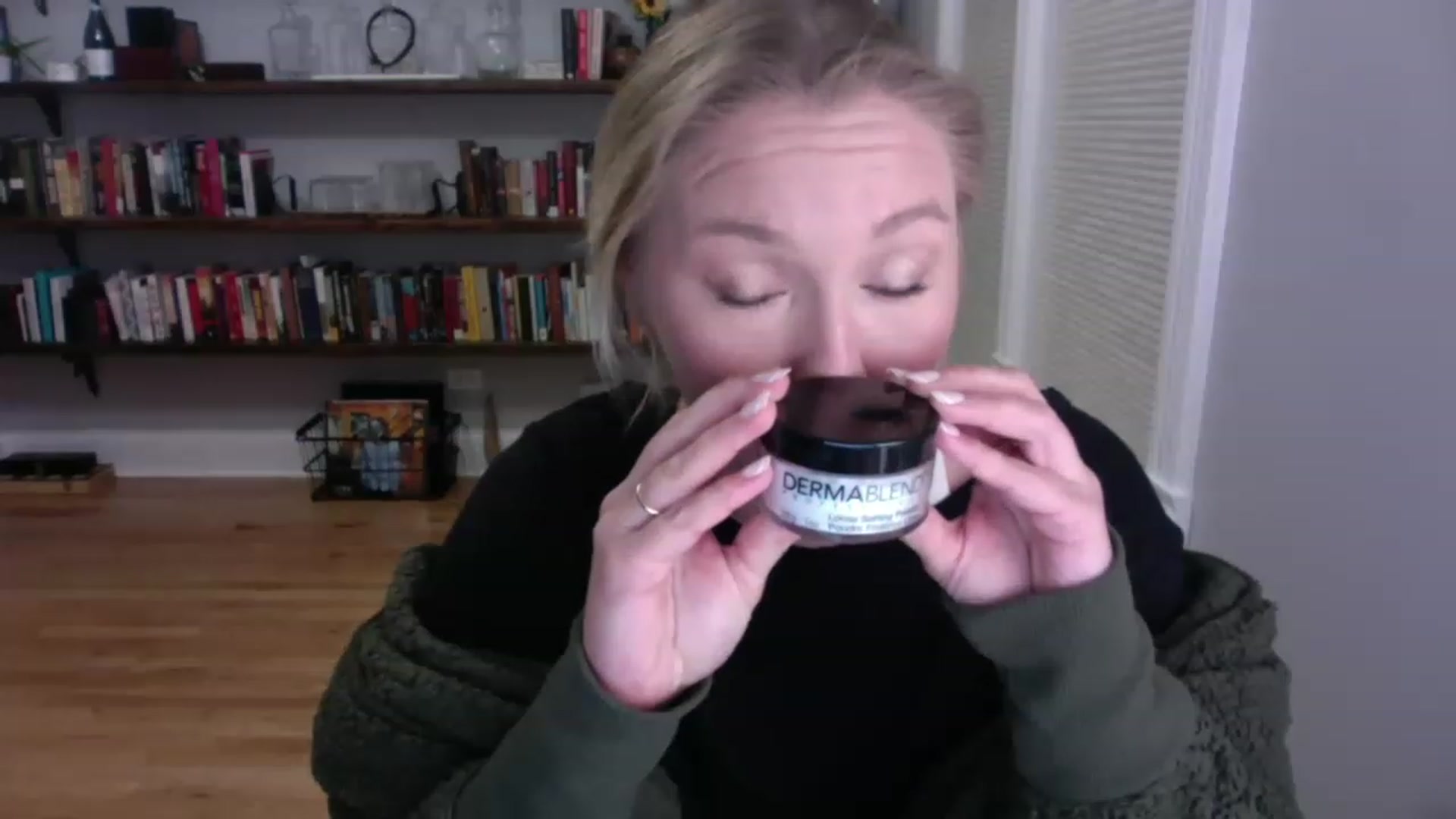 Gallery image thumbnail from BendyBlonde1's myfreecams stream on, 01/10/2023, 01:19 image 4 of 20