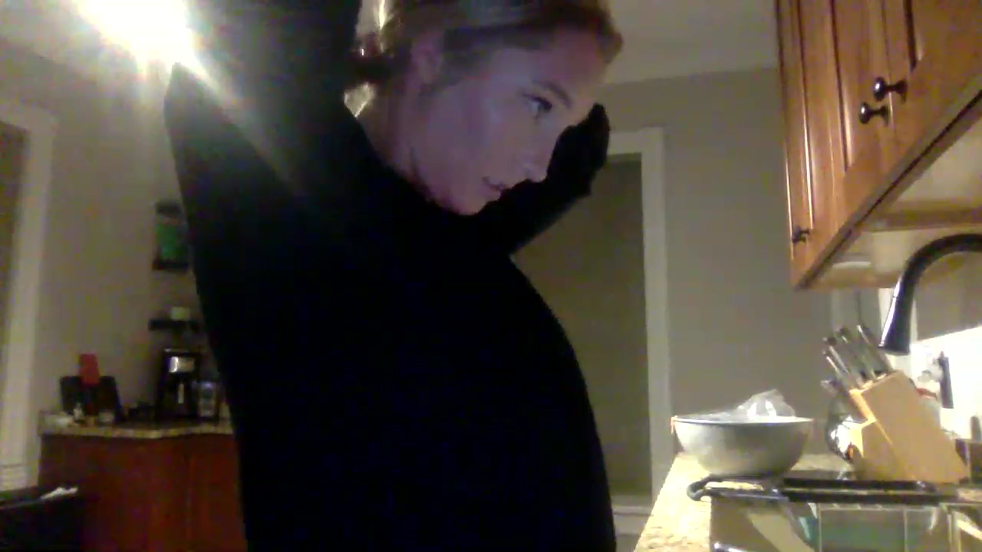 Gallery image thumbnail from BendyBlonde1's myfreecams stream on, 01/18/2023, 01:54 image 19 of 20