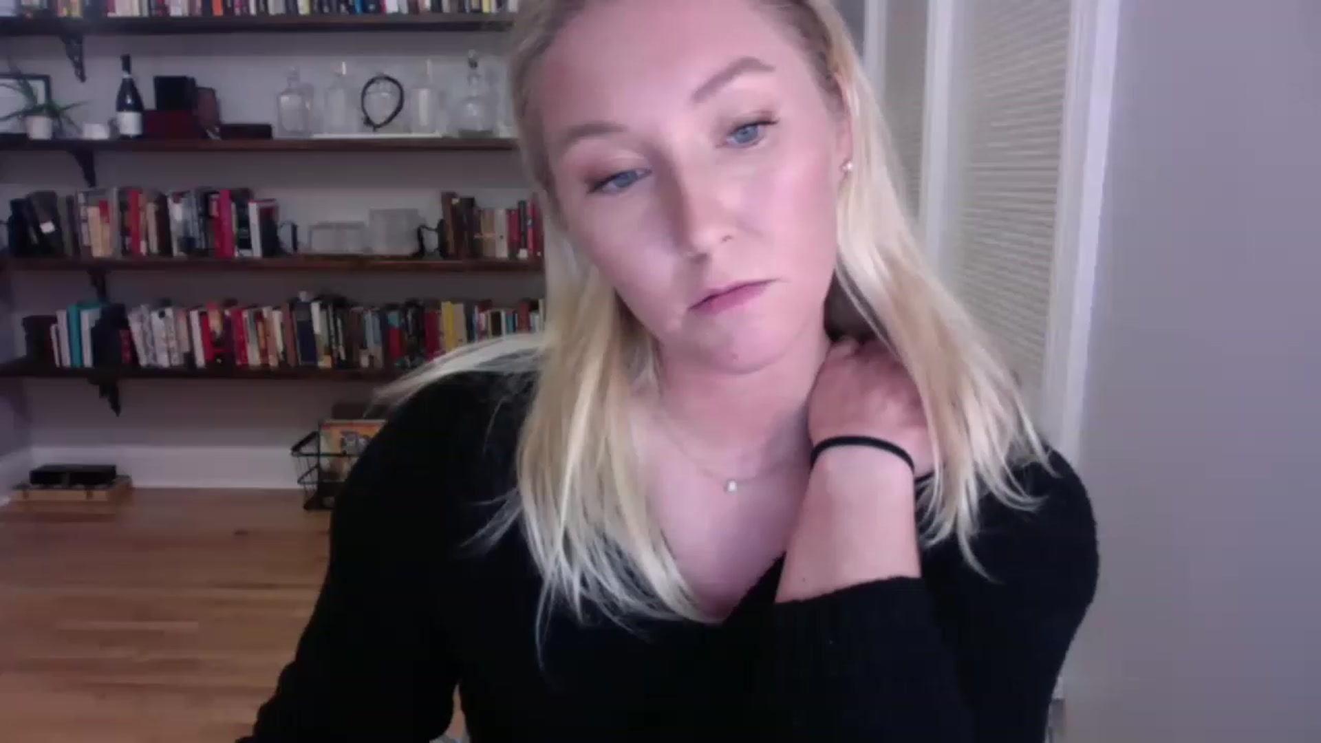 Gallery image thumbnail from BendyBlonde1's myfreecams stream on, 01/18/2023, 01:54 image 8 of 20