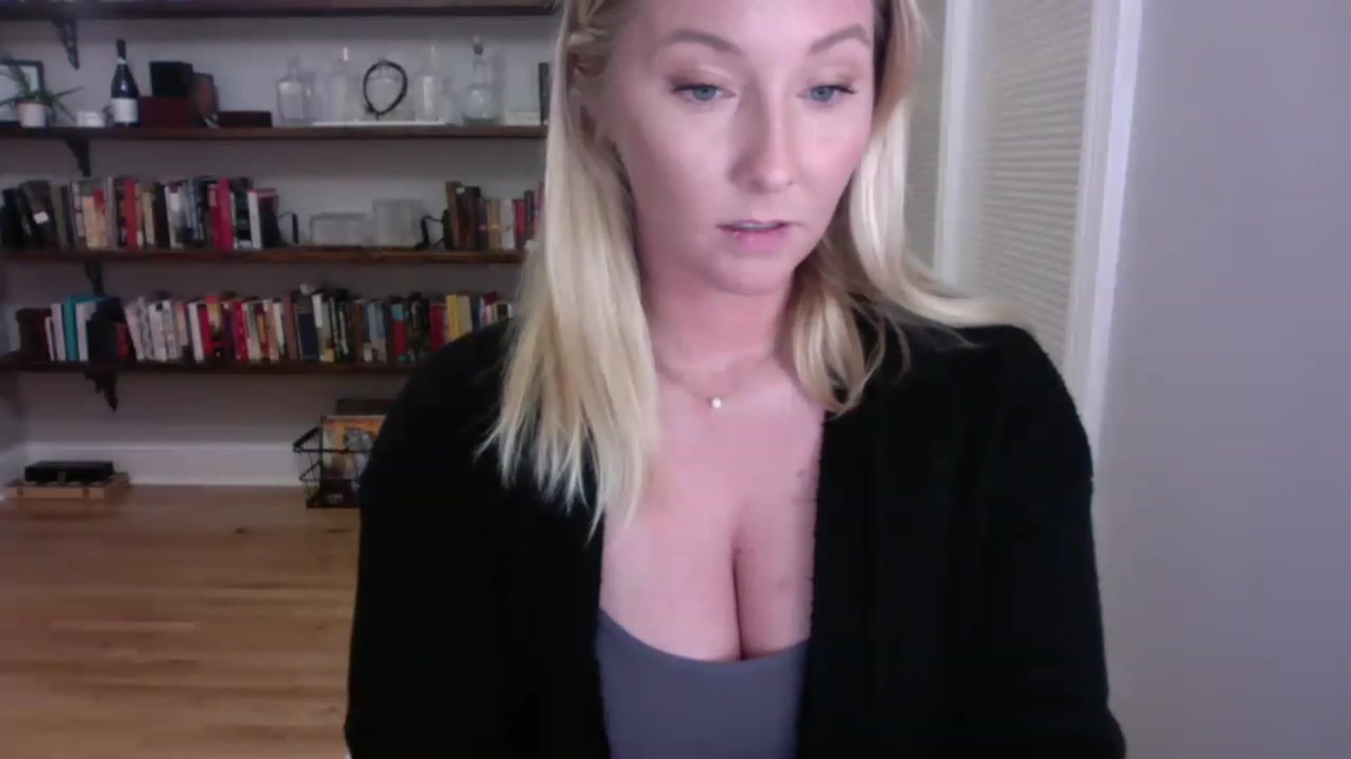 Gallery image thumbnail from BendyBlonde1's myfreecams stream on, 01/18/2023, 01:54 image 10 of 20
