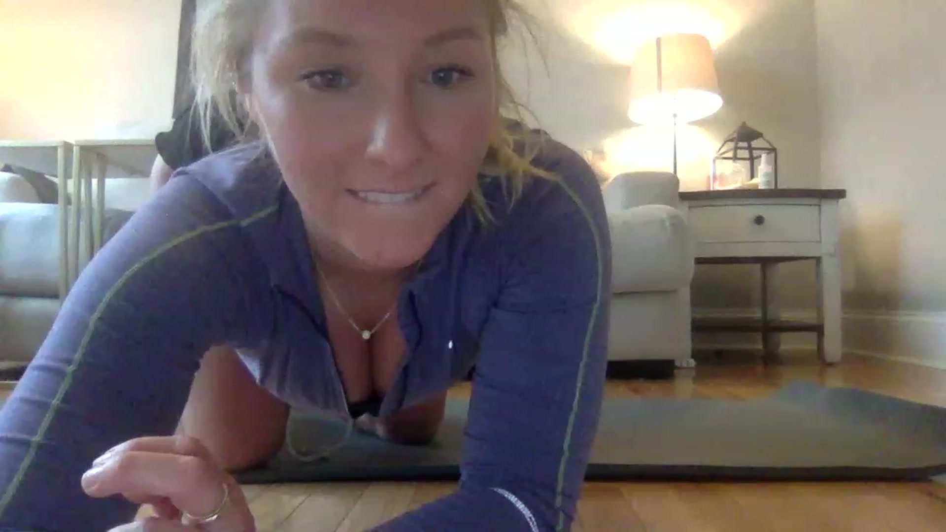 Gallery image thumbnail from BendyBlonde1's myfreecams stream on, 01/18/2023, 20:40 image 2 of 20