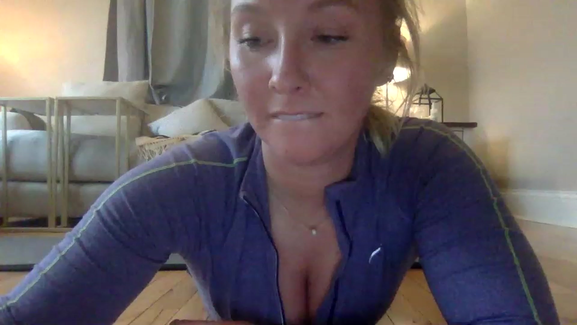 Gallery image thumbnail from BendyBlonde1's myfreecams stream on, 01/18/2023, 20:40 image 5 of 20