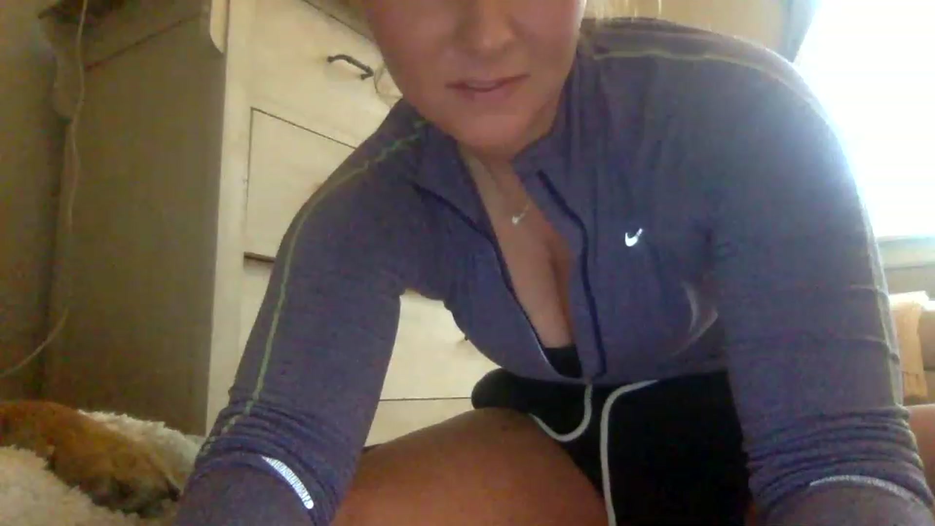 Gallery image thumbnail from BendyBlonde1's myfreecams stream on, 01/18/2023, 20:40 image 15 of 20