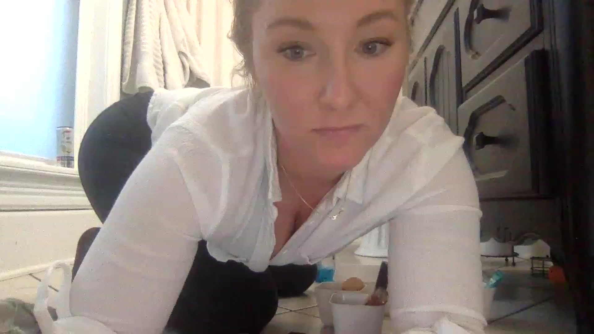 Gallery image thumbnail from BendyBlonde1's myfreecams stream on, 01/19/2023, 23:50 image 1 of 20