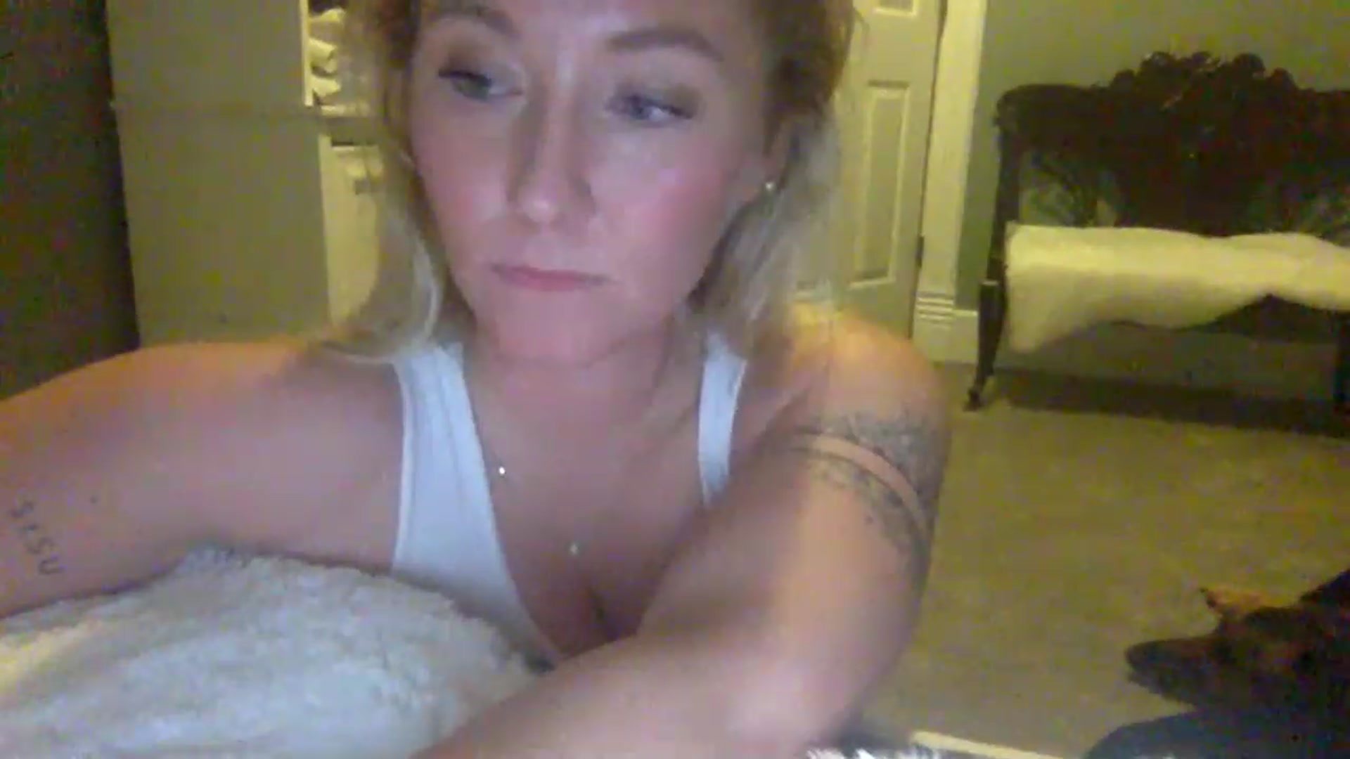 Gallery image thumbnail from BendyBlonde1's myfreecams stream on, 01/20/2023, 02:23 image 18 of 20