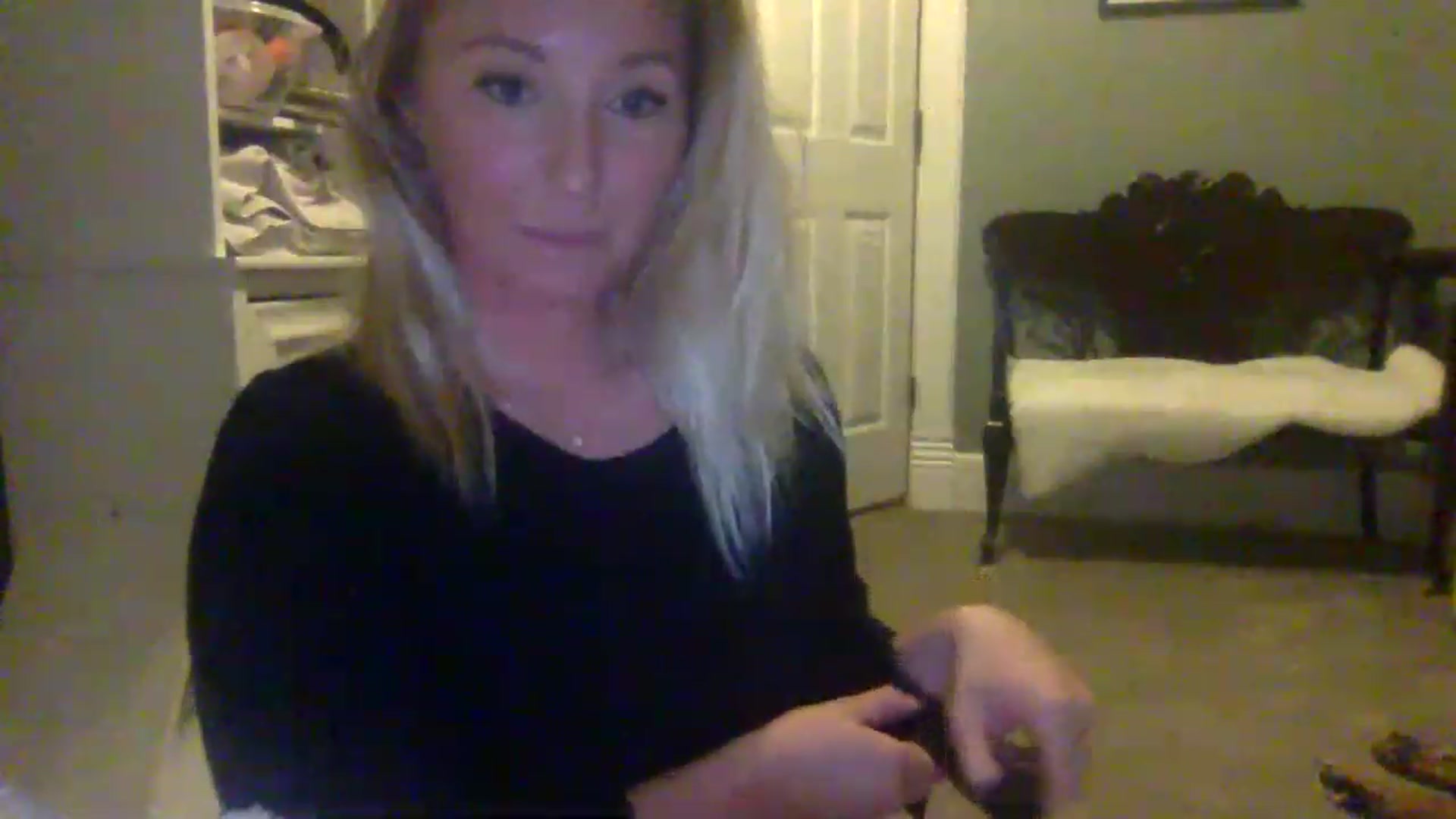 Gallery image thumbnail from BendyBlonde1's myfreecams stream on, 01/20/2023, 02:23 image 19 of 20