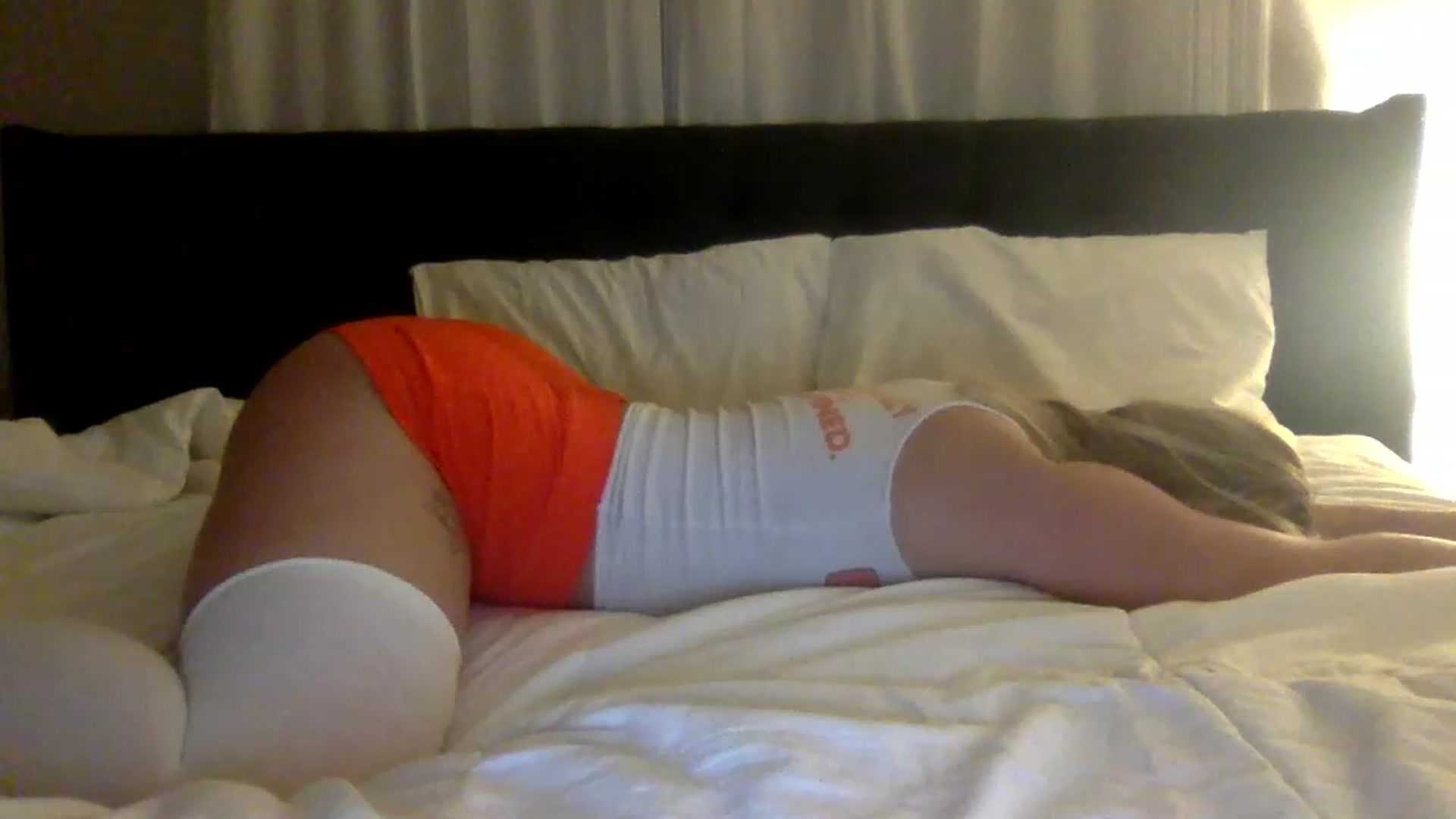 Gallery image thumbnail from BendyBlonde1's myfreecams stream on, 02/07/2023, 08:32 image 7 of 20