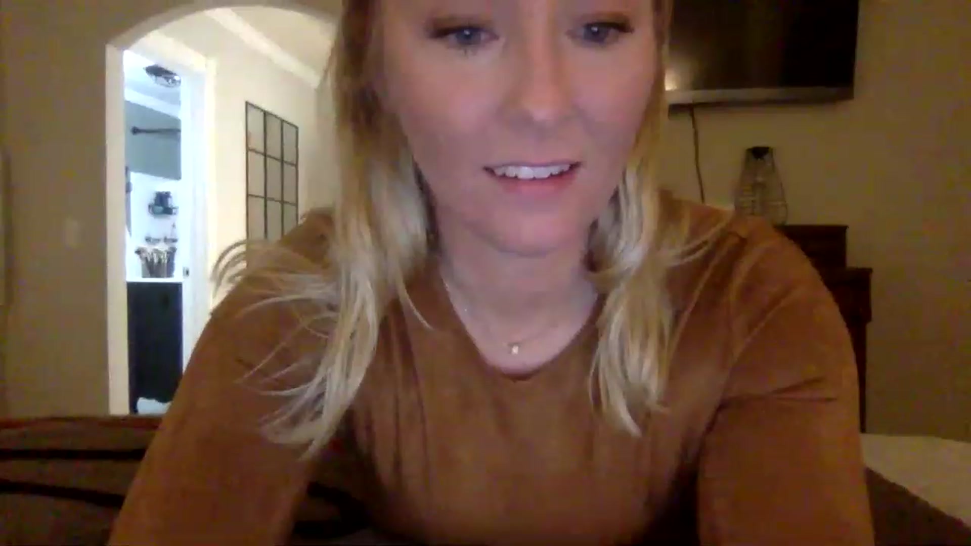 Gallery image thumbnail from BendyBlonde1's myfreecams stream on, 02/10/2023, 03:32 image 5 of 20