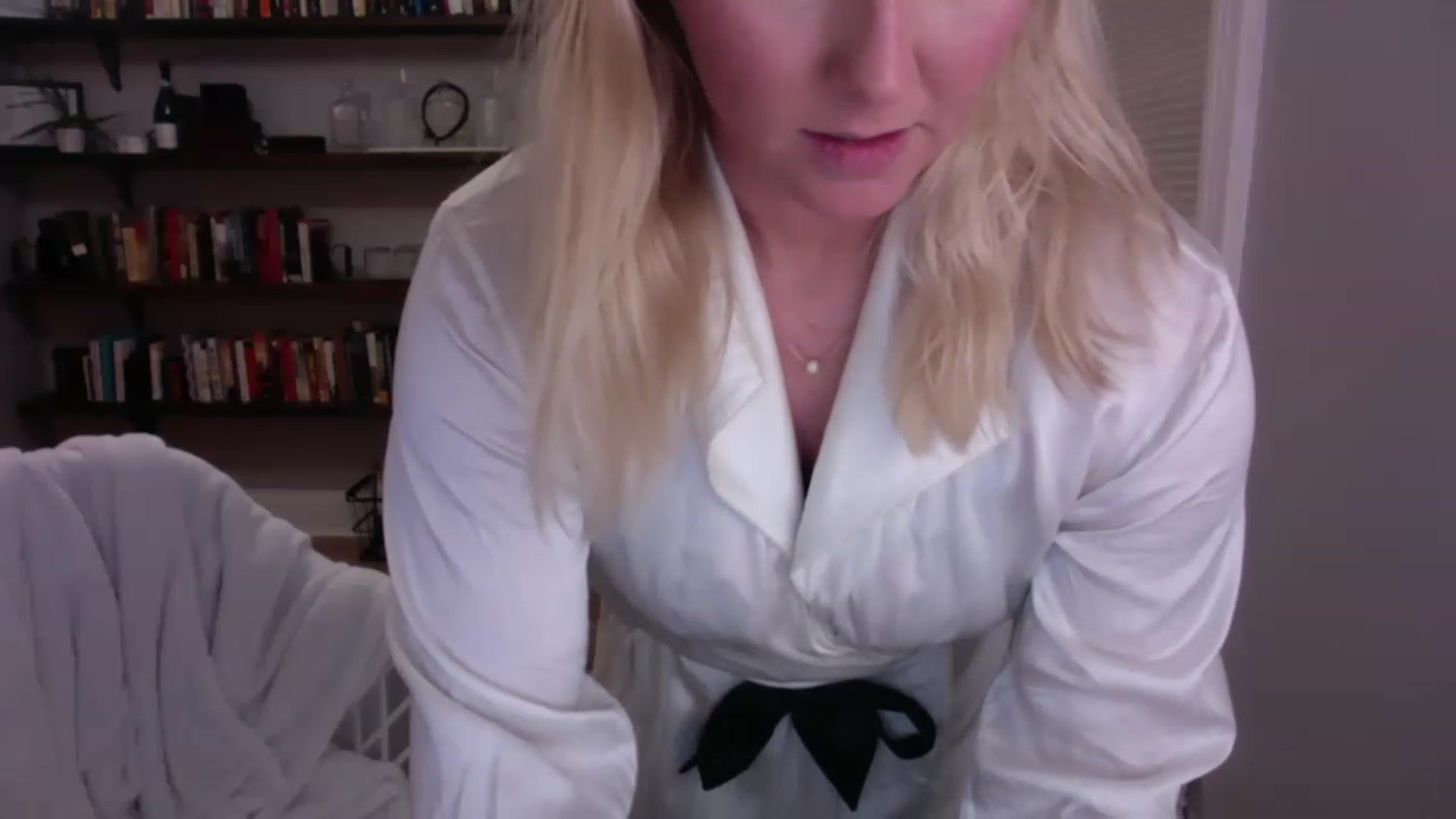 Gallery image thumbnail from BendyBlonde1's myfreecams stream on, 02/10/2023, 04:49 image 13 of 20