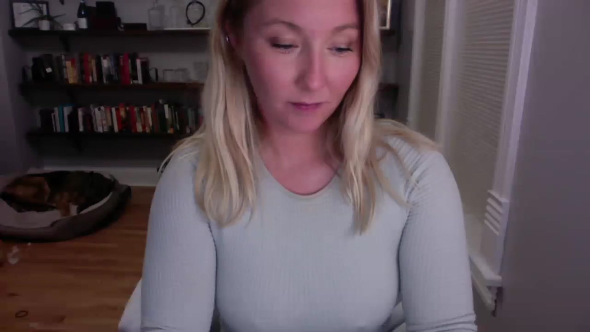 Gallery image thumbnail from BendyBlonde1's myfreecams stream on, 03/02/2023, 02:43 image 17 of 20