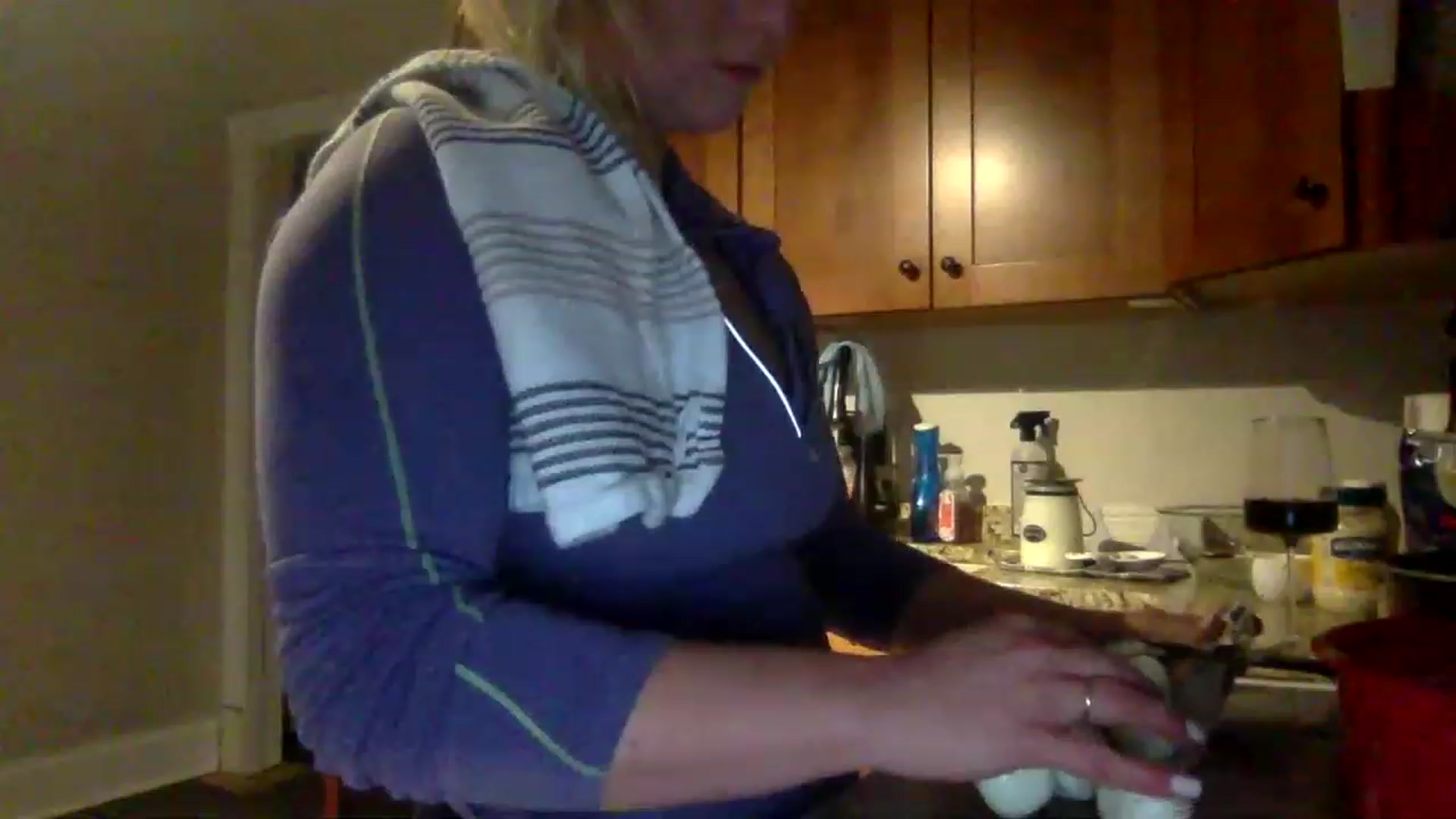 Gallery image thumbnail from BendyBlonde1's myfreecams stream on, 03/03/2023, 01:18 image 10 of 20