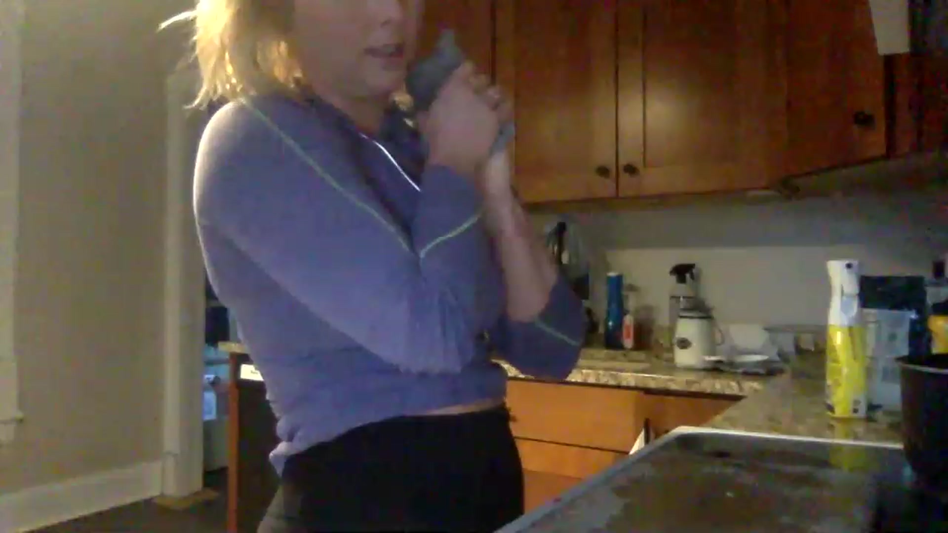 Gallery image thumbnail from BendyBlonde1's myfreecams stream on, 03/03/2023, 01:18 image 7 of 20