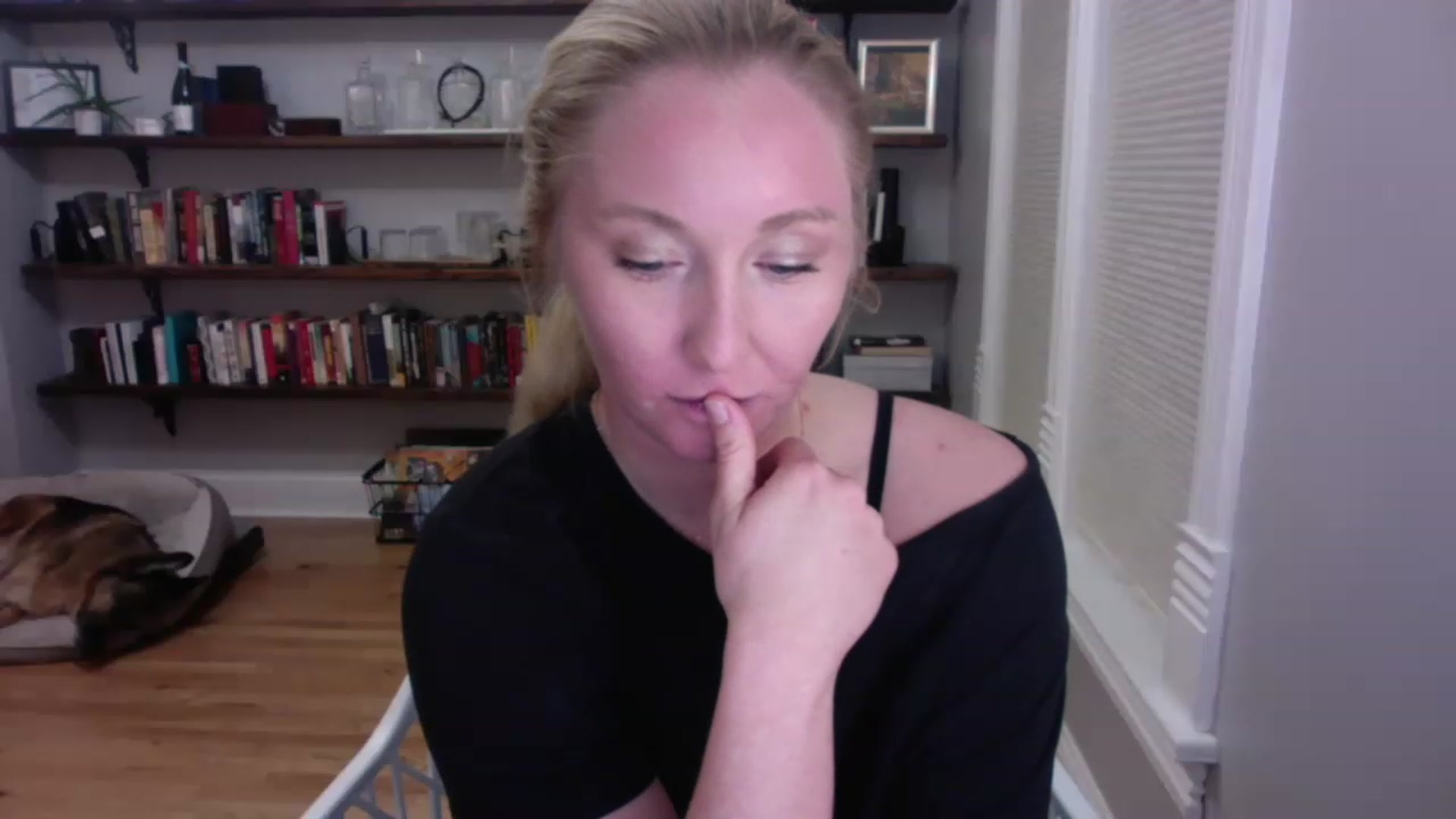 Gallery image thumbnail from BendyBlonde1's myfreecams stream on, 03/07/2023, 04:16 image 19 of 20