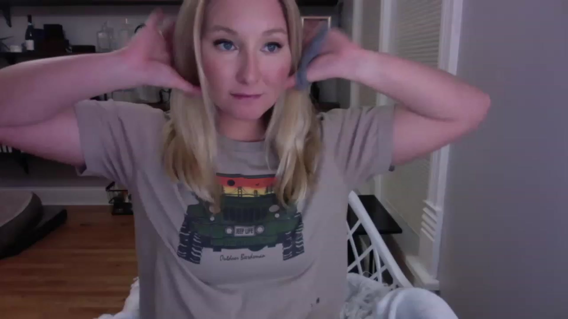 Gallery image thumbnail from BendyBlonde1's myfreecams stream on, 03/11/2023, 04:23 image 1 of 20