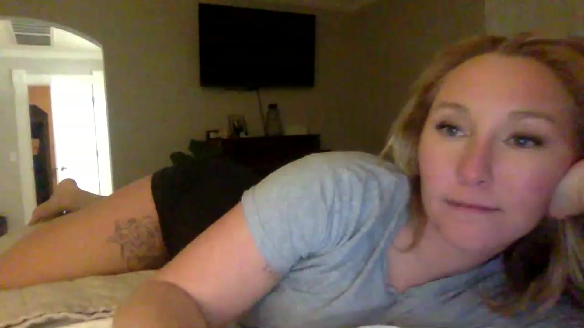 Gallery image thumbnail from BendyBlonde1's myfreecams stream on, 03/11/2023, 05:39 image 7 of 20
