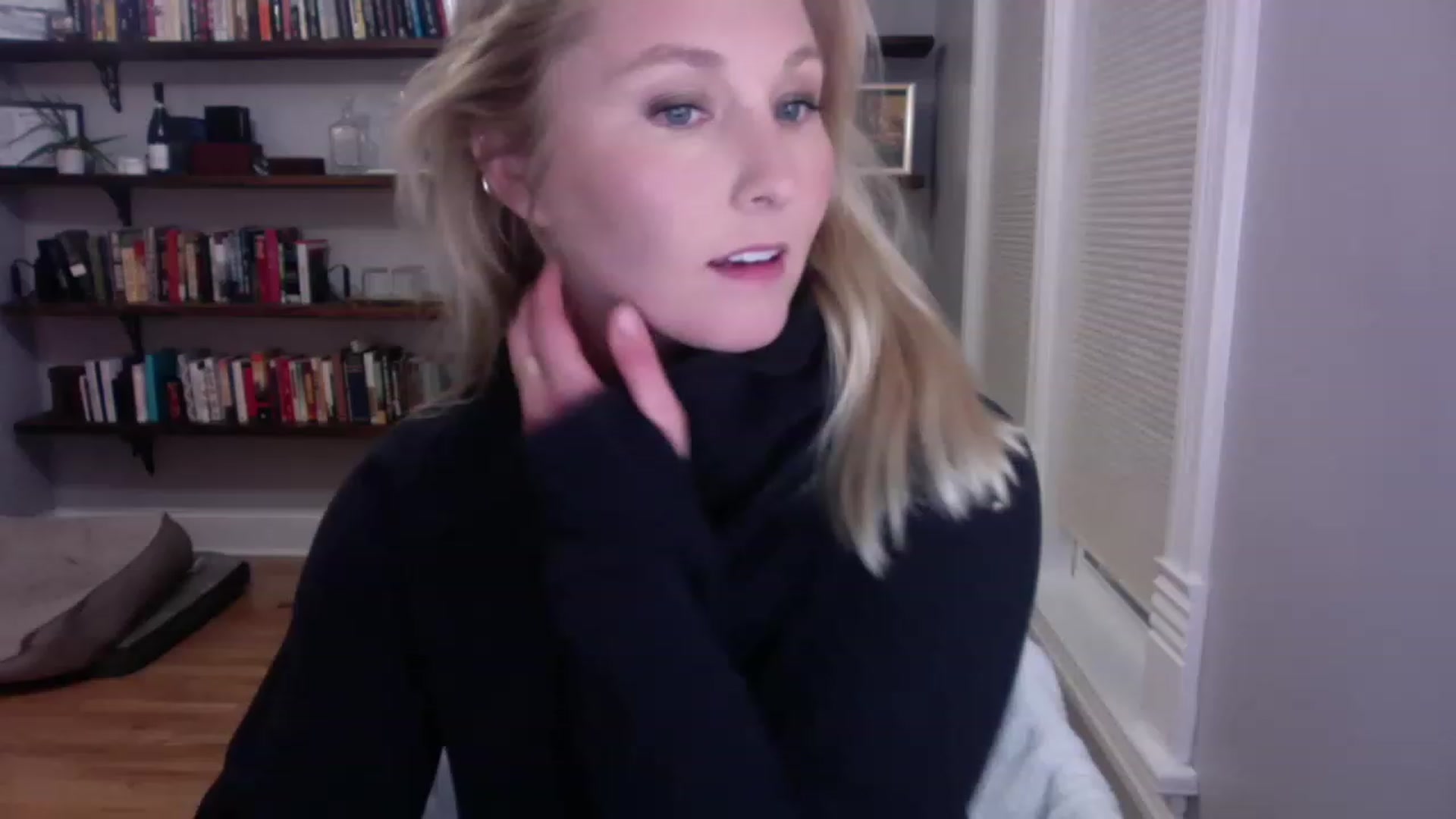 Gallery image thumbnail from BendyBlonde1's myfreecams stream on, 03/18/2023, 24:50 image 6 of 20