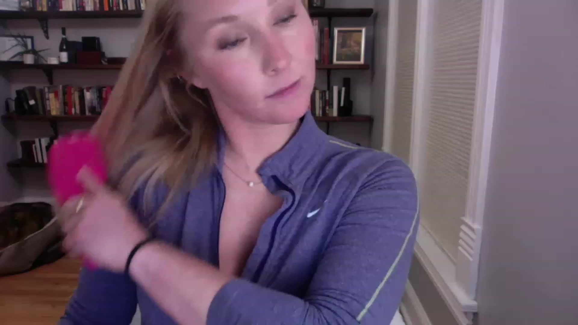 Gallery image thumbnail from BendyBlonde1's myfreecams stream on, 03/18/2023, 03:43 image 6 of 20