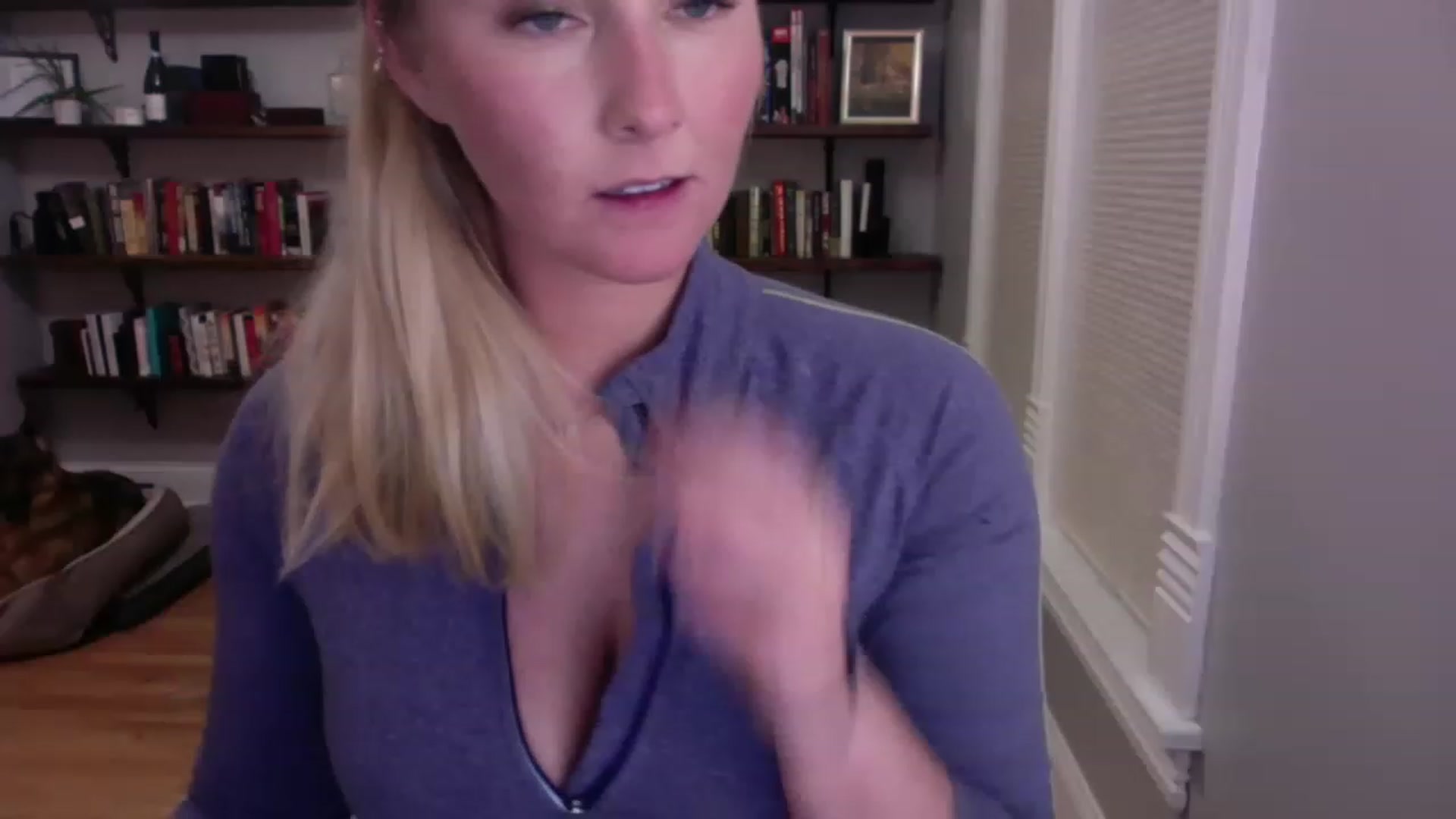Gallery image thumbnail from BendyBlonde1's myfreecams stream on, 03/18/2023, 03:43 image 5 of 20