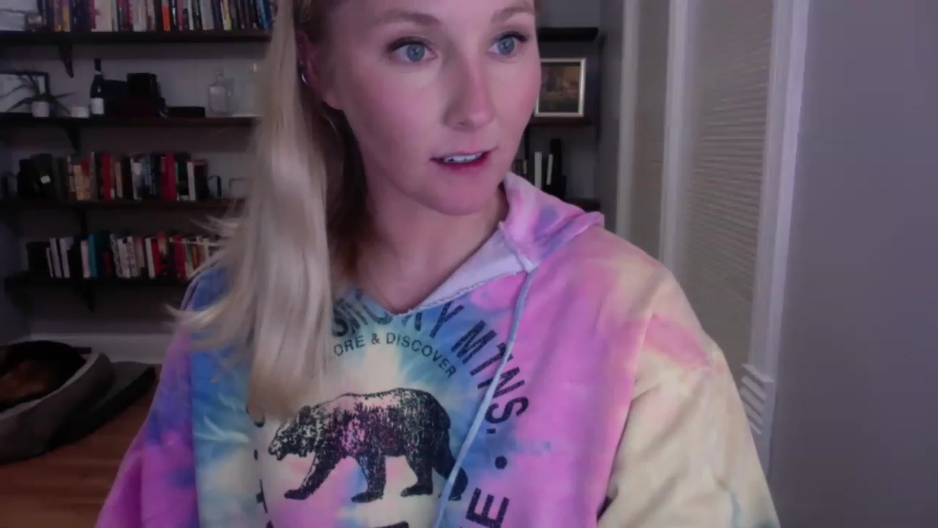 Gallery image thumbnail from BendyBlonde1's myfreecams stream on, 03/18/2023, 03:43 image 16 of 20