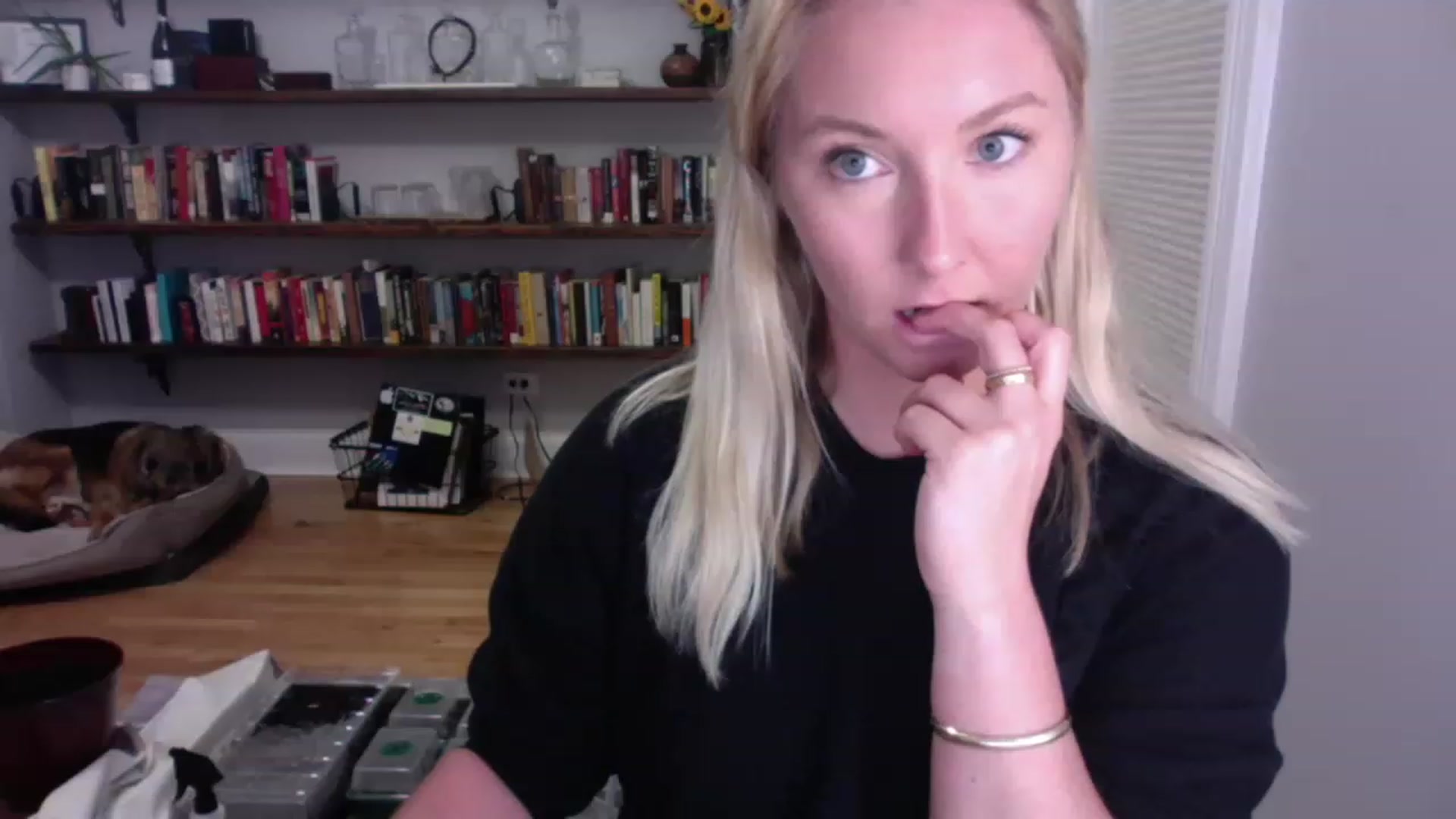 Gallery image thumbnail from BendyBlonde1's myfreecams stream on, 04/12/2023, 02:58 image 14 of 20