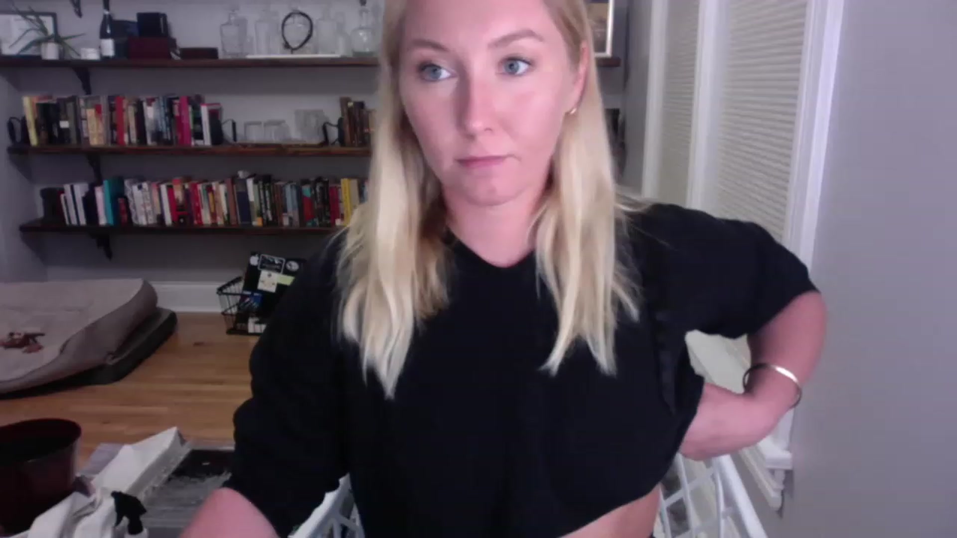 Gallery image thumbnail from BendyBlonde1's myfreecams stream on, 04/12/2023, 02:58 image 8 of 20