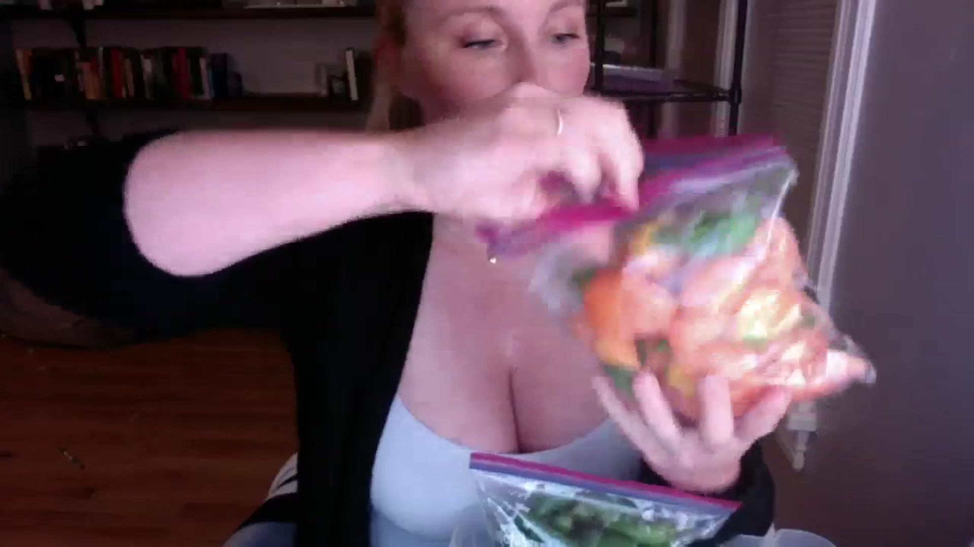 Gallery image thumbnail from BendyBlonde1's myfreecams stream on, 08/29/2023, 04:50 image 13 of 20