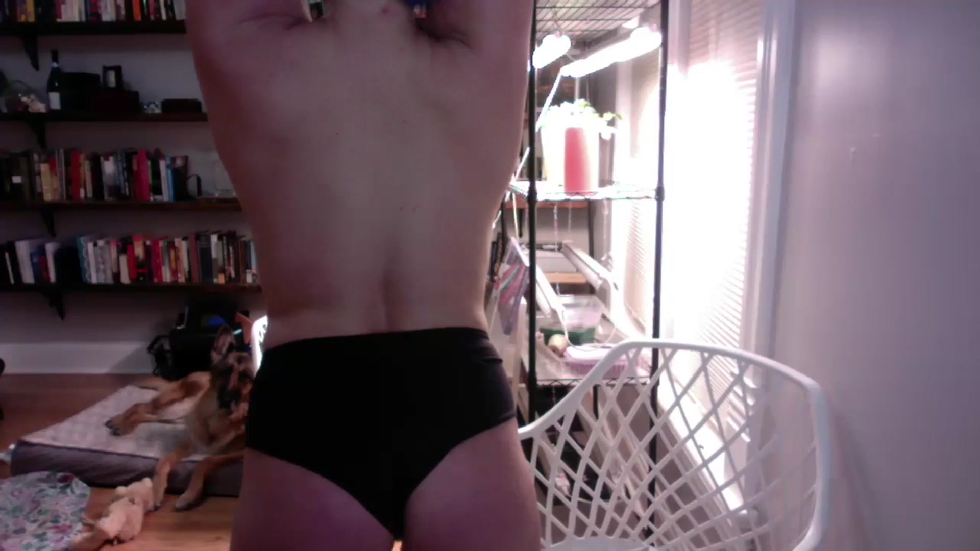 Gallery image thumbnail from BendyBlonde1's myfreecams stream on, 11/22/2023, 10:17 image 4 of 20