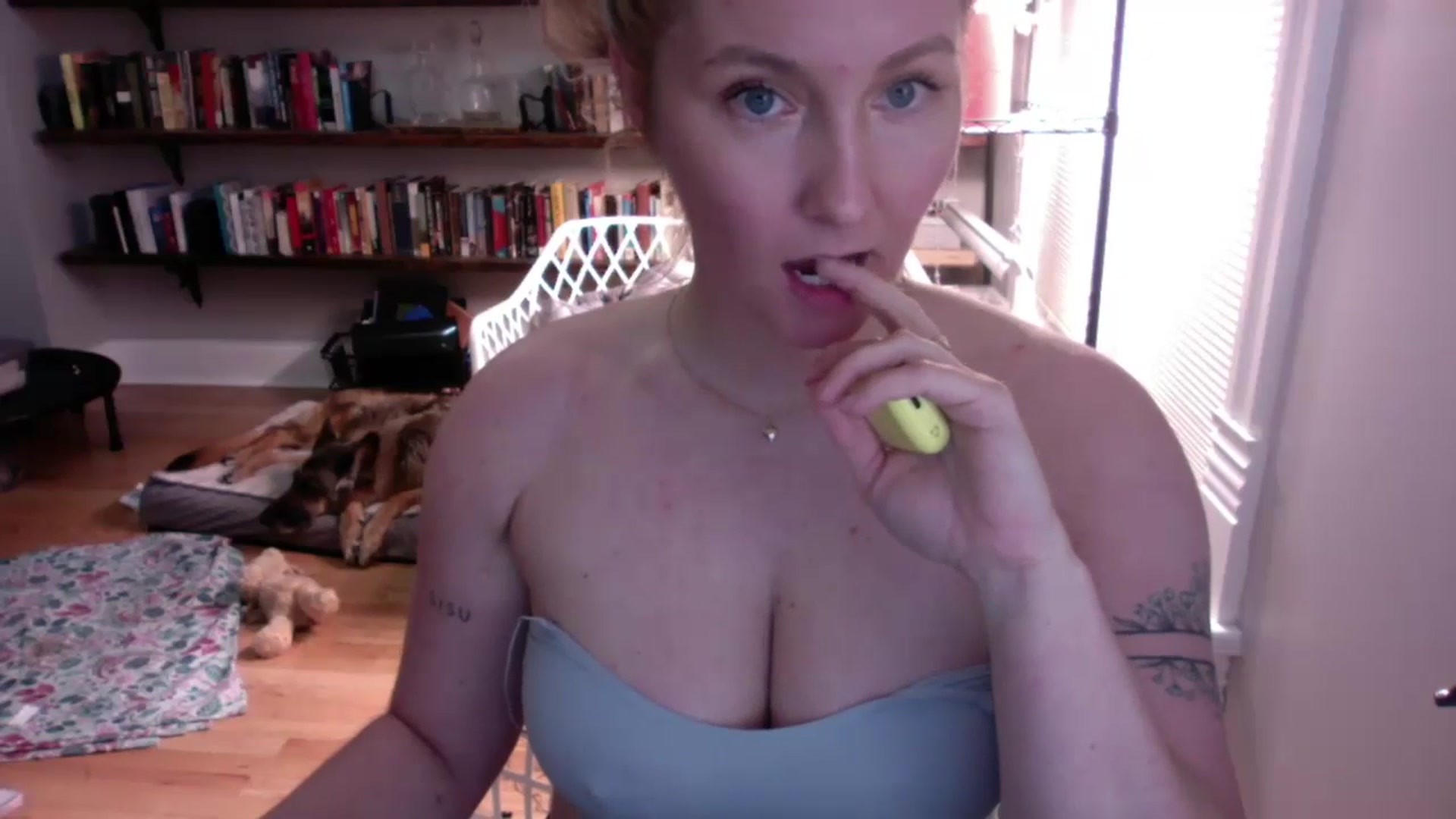 Gallery image thumbnail from BendyBlonde1's myfreecams stream on, 11/22/2023, 11:04 image 15 of 20