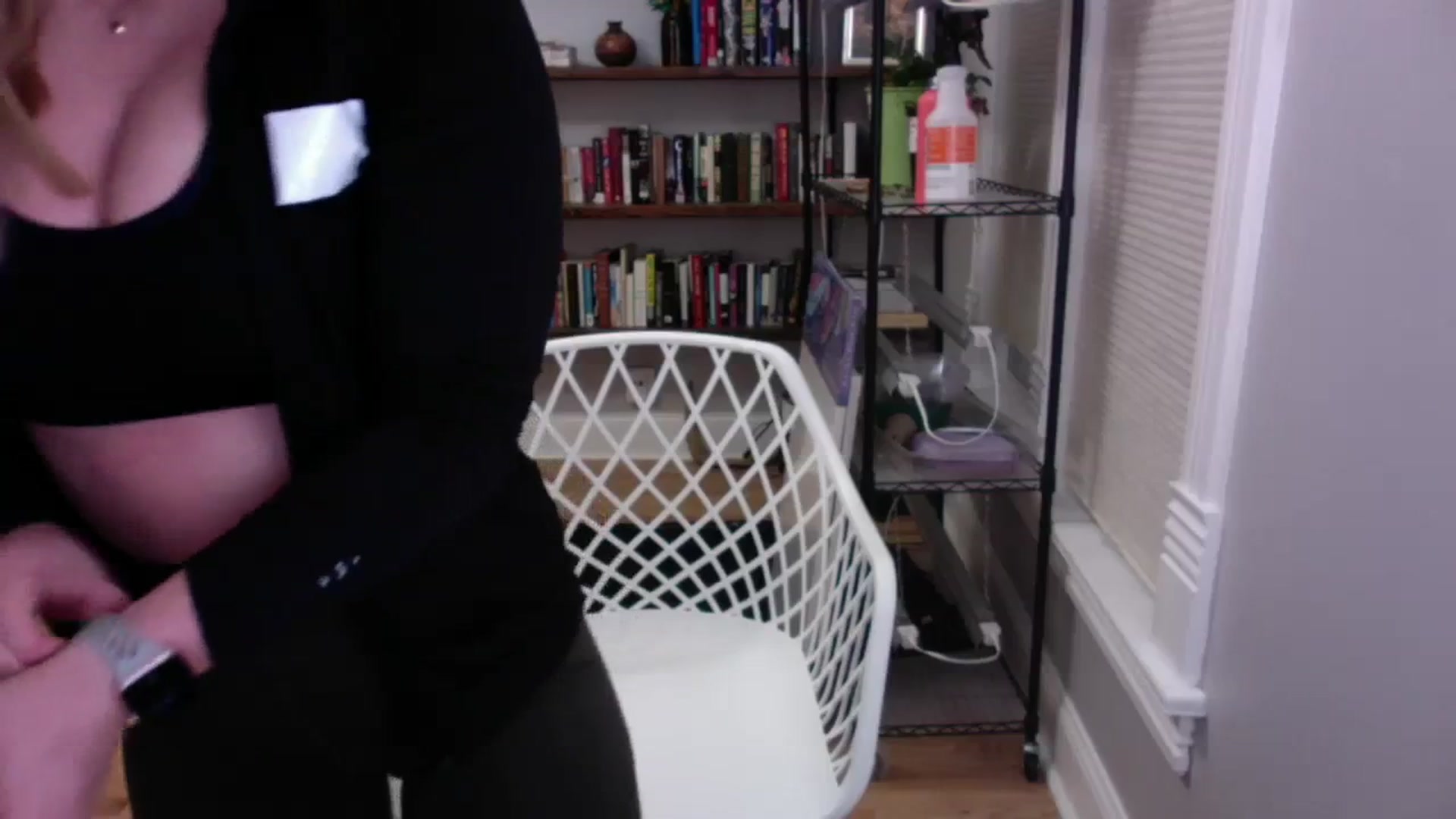 Gallery image thumbnail from BendyBlonde1's myfreecams stream on, 11/29/2023, 05:18 image 14 of 20