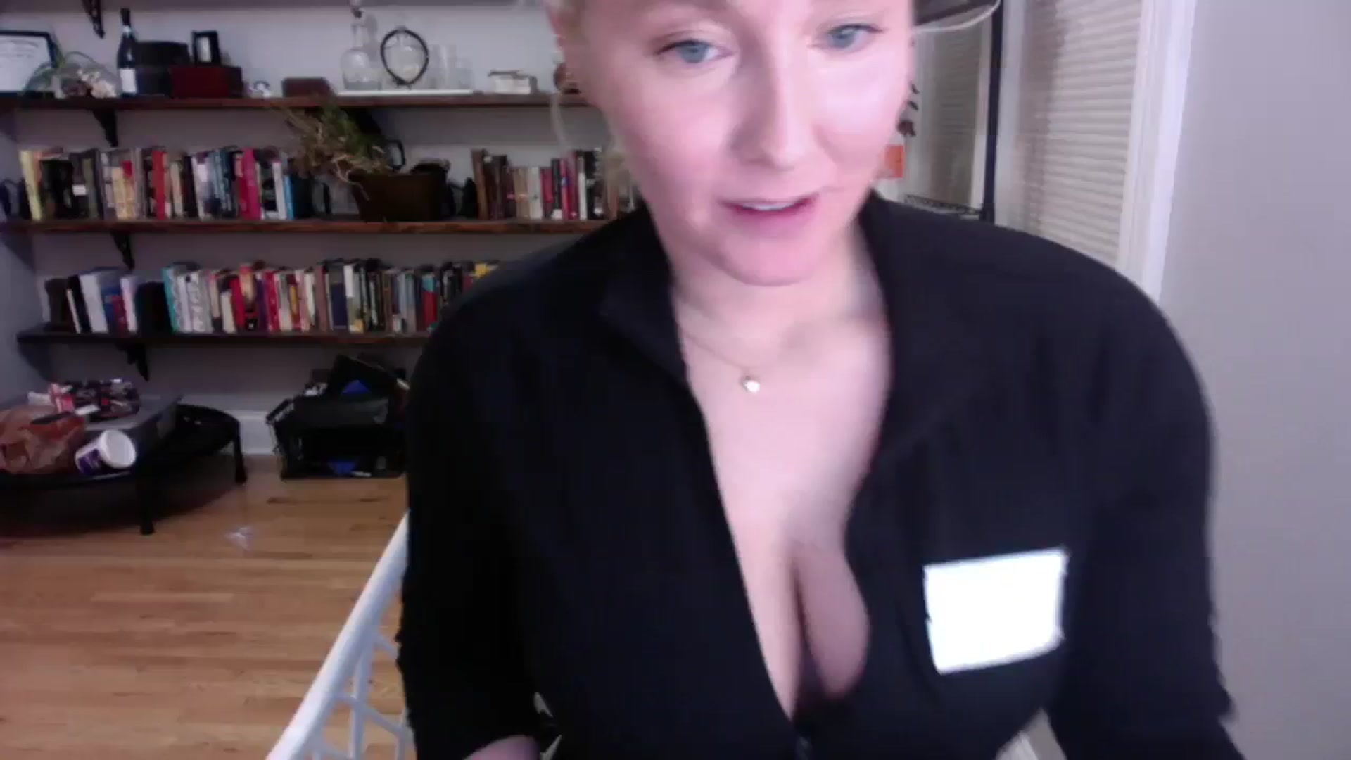 Gallery image thumbnail from BendyBlonde1's myfreecams stream on, 11/29/2023, 09:05 image 1 of 20