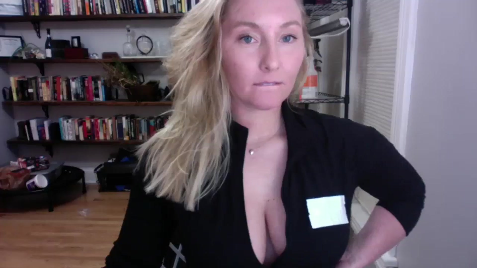Gallery image thumbnail from BendyBlonde1's myfreecams stream on, 11/29/2023, 09:05 image 18 of 20