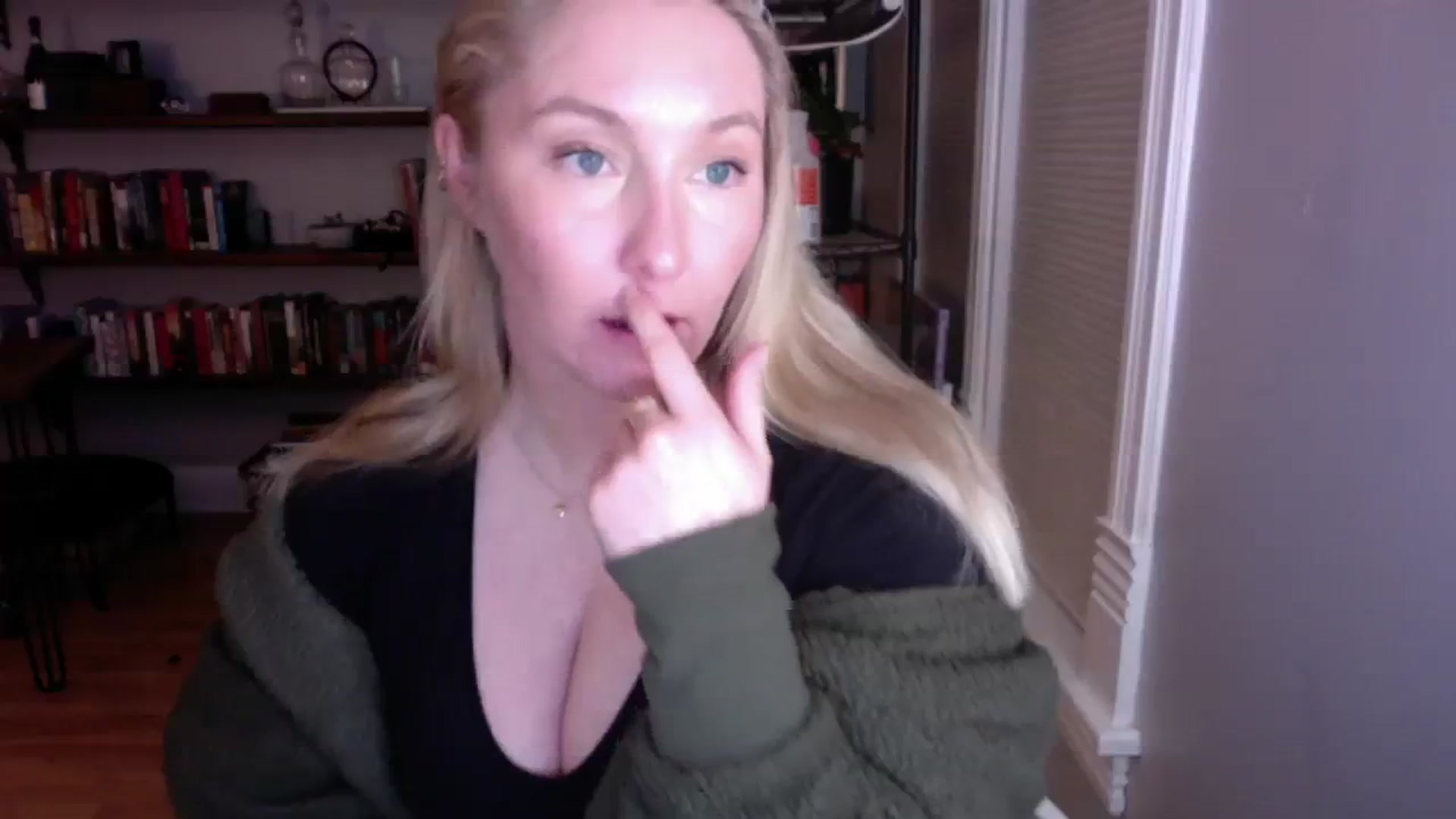 Gallery image thumbnail from BendyBlonde1's myfreecams stream on, 12/05/2023, 06:07 image 20 of 20