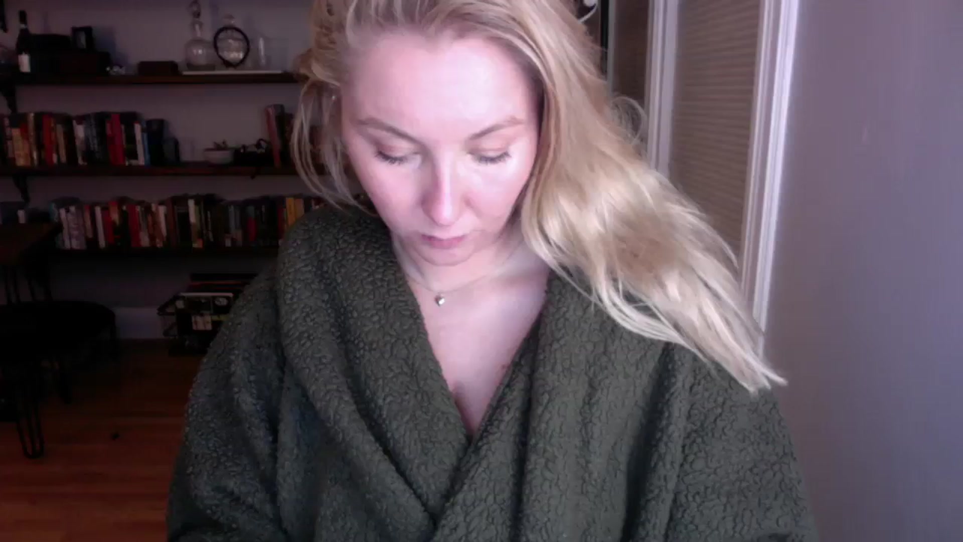 Gallery image thumbnail from BendyBlonde1's myfreecams stream on, 12/05/2023, 06:07 image 10 of 20