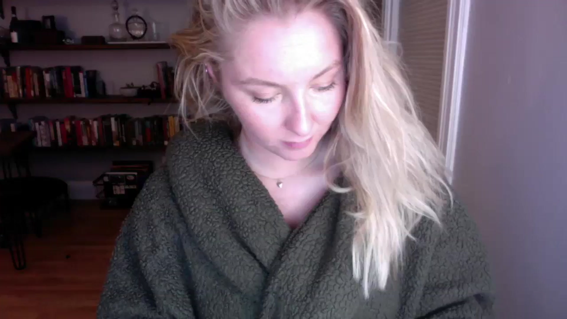 Gallery image thumbnail from BendyBlonde1's myfreecams stream on, 12/05/2023, 06:07 image 8 of 20