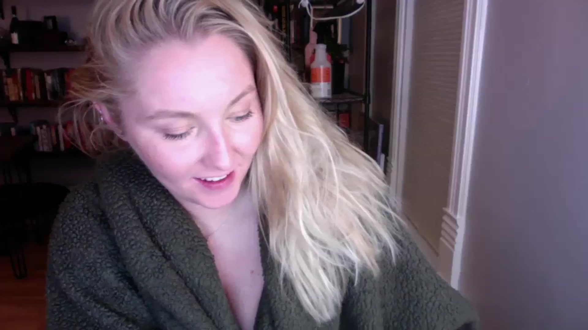 Gallery image thumbnail from BendyBlonde1's myfreecams stream on, 12/05/2023, 06:07 image 5 of 20