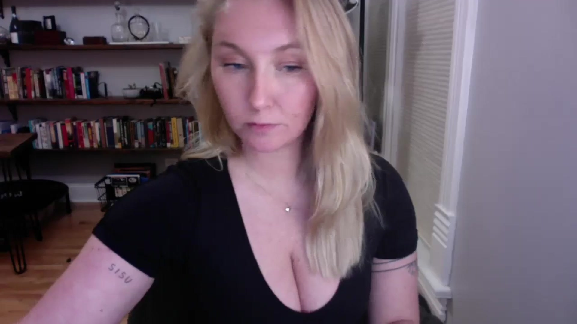 Gallery image thumbnail from BendyBlonde1's myfreecams stream on, 12/05/2023, 09:14 image 17 of 20