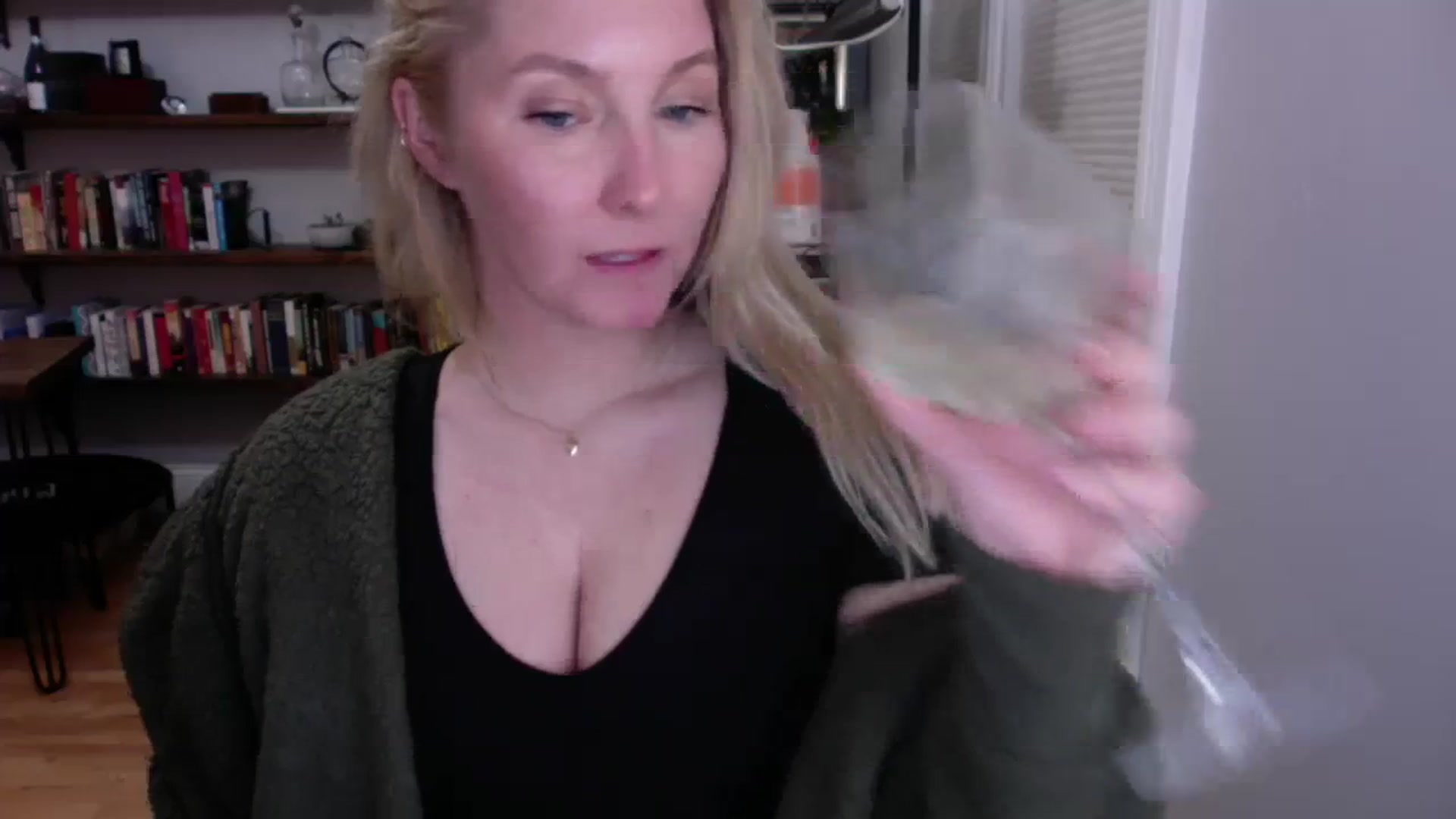 Gallery image thumbnail from BendyBlonde1's myfreecams stream on, 12/05/2023, 09:14 image 2 of 20