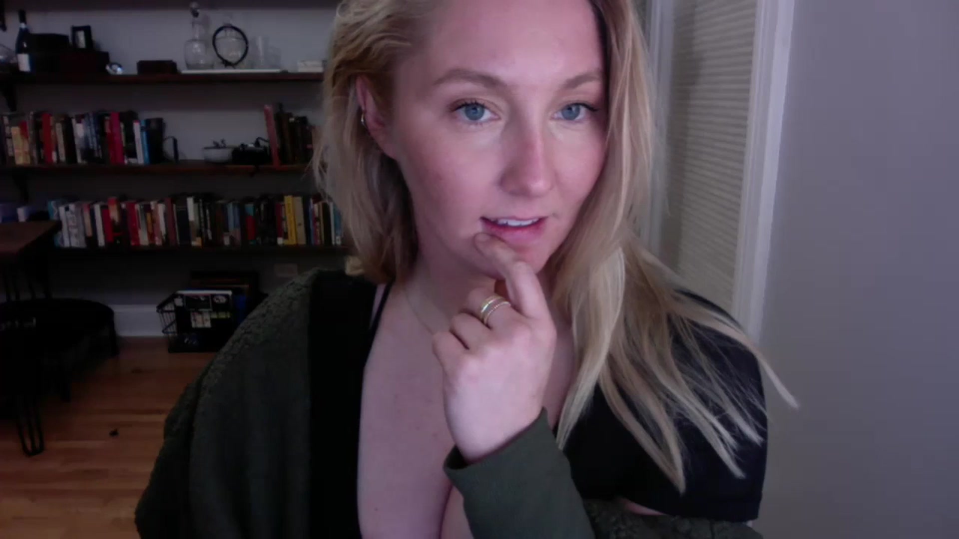 Gallery image thumbnail from BendyBlonde1's myfreecams stream on, 12/05/2023, 09:14 image 5 of 20