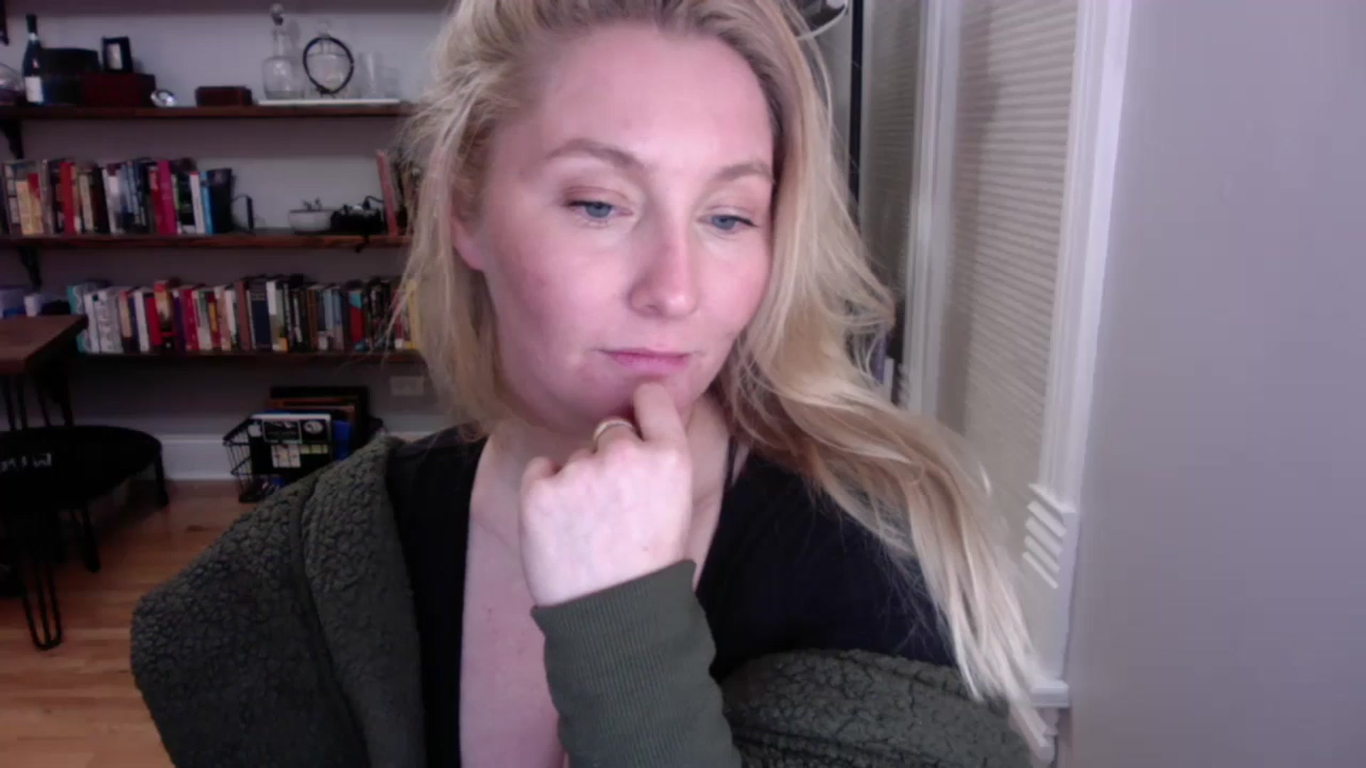 Gallery image thumbnail from BendyBlonde1's myfreecams stream on, 12/05/2023, 09:14 image 8 of 20