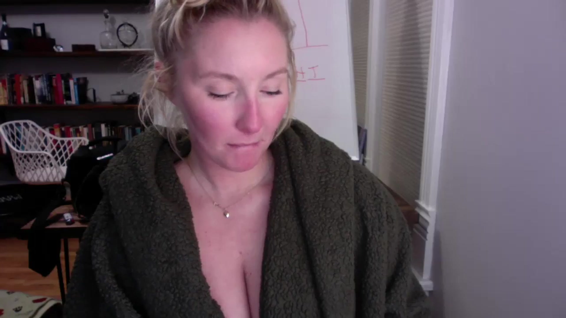 Gallery image thumbnail from BendyBlonde1's myfreecams stream on, 12/22/2023, 06:36 image 5 of 20