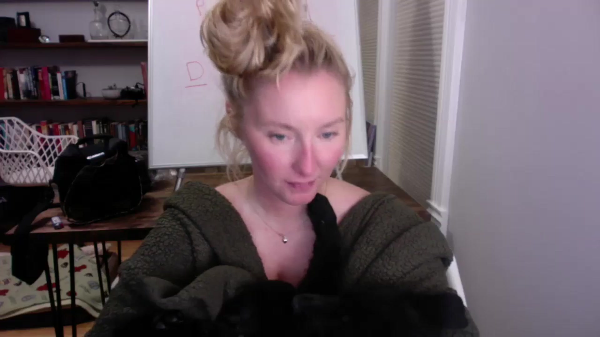 Gallery image thumbnail from BendyBlonde1's myfreecams stream on, 12/22/2023, 06:36 image 19 of 20
