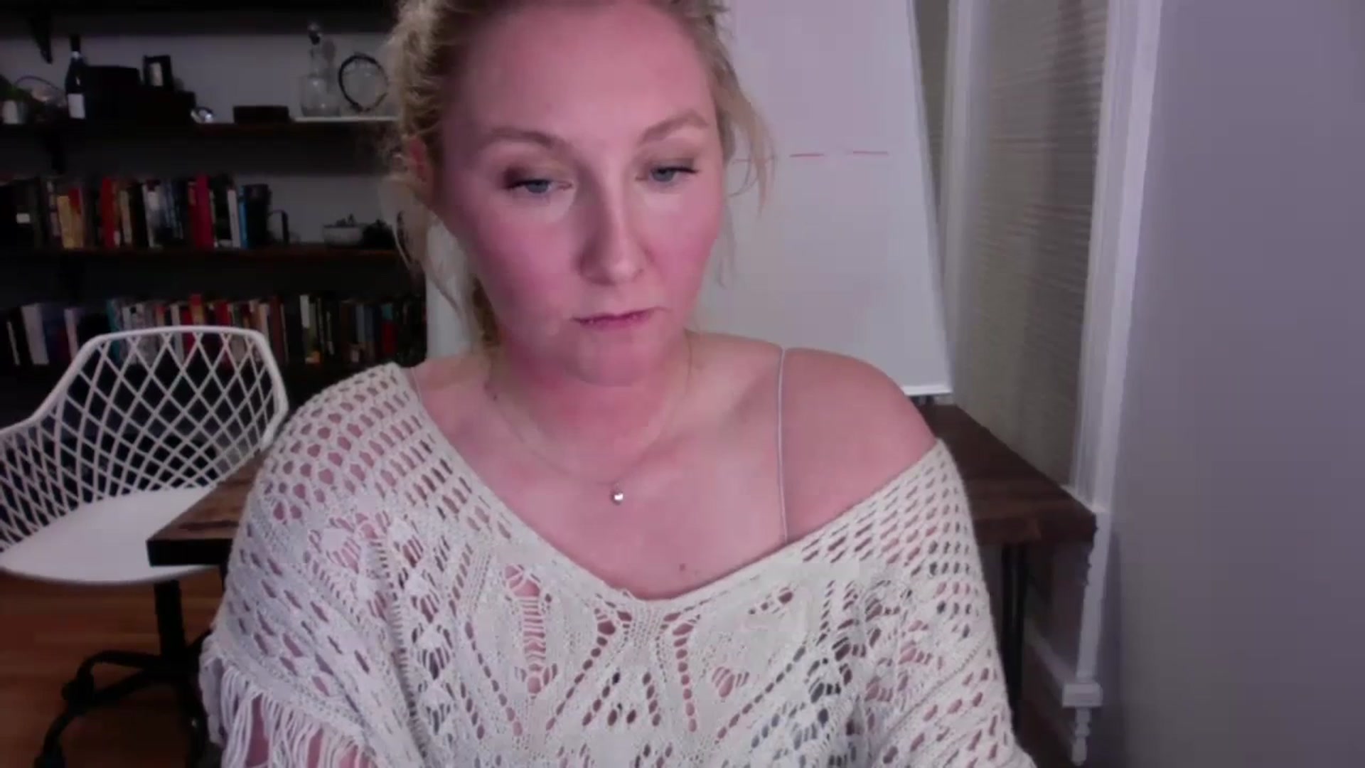 Gallery image thumbnail from BendyBlonde1's myfreecams stream on, 12/27/2023, 03:42 image 11 of 20