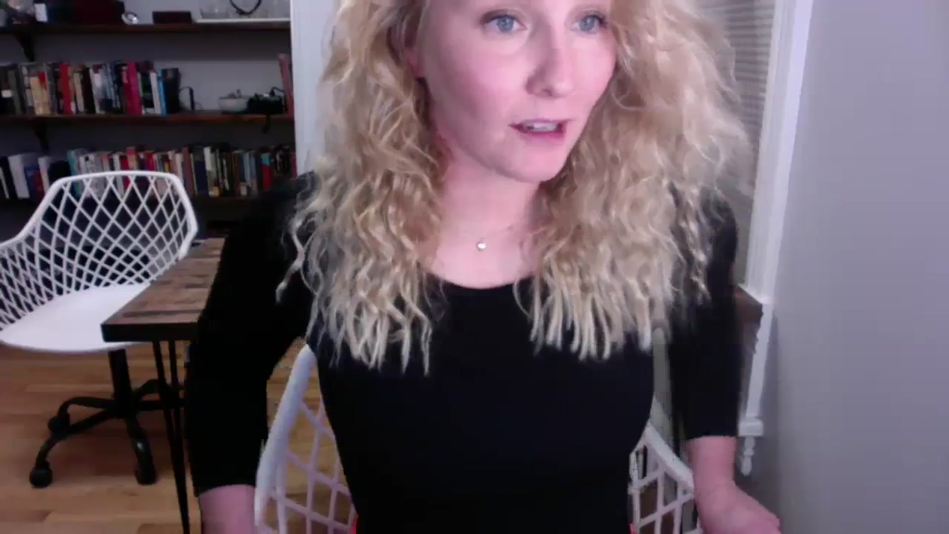 Gallery image thumbnail from BendyBlonde1's myfreecams stream on, 12/27/2023, 08:01 image 4 of 20