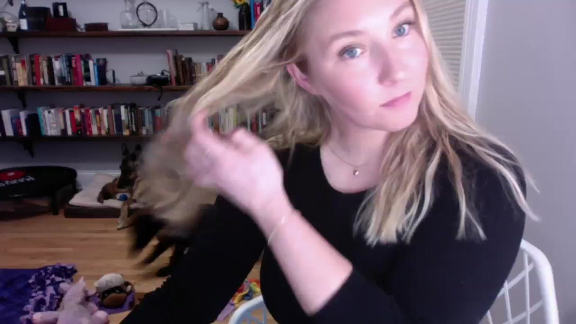 Gallery image thumbnail from BendyBlonde1's myfreecams stream on, 01/10/2024, 03:40 image 3 of 20